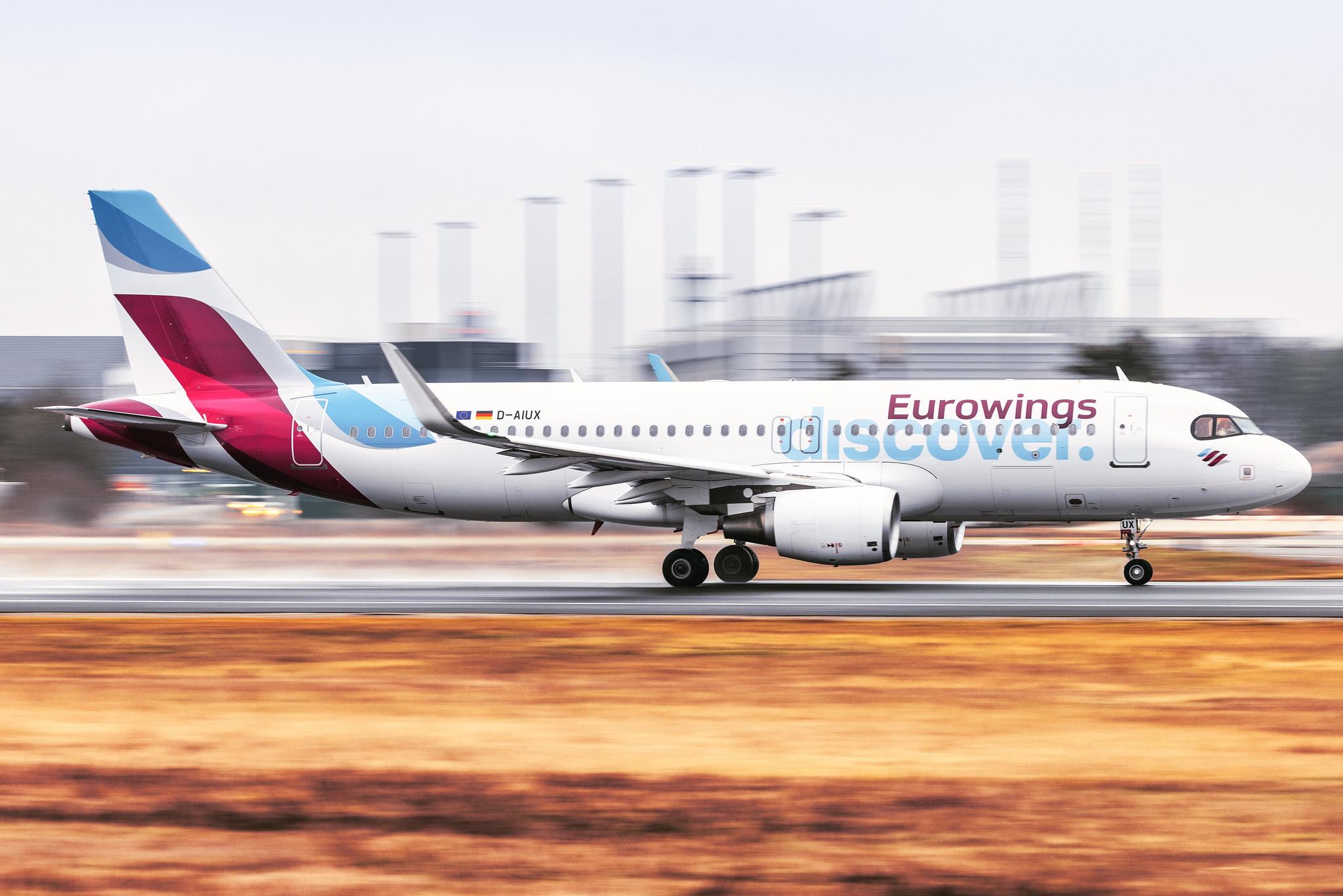 Frankfurt Airport: Eurowings Discover (4Y / OCN) |  Airbus A320-214 A320 | D-AIUX | MSN 7256