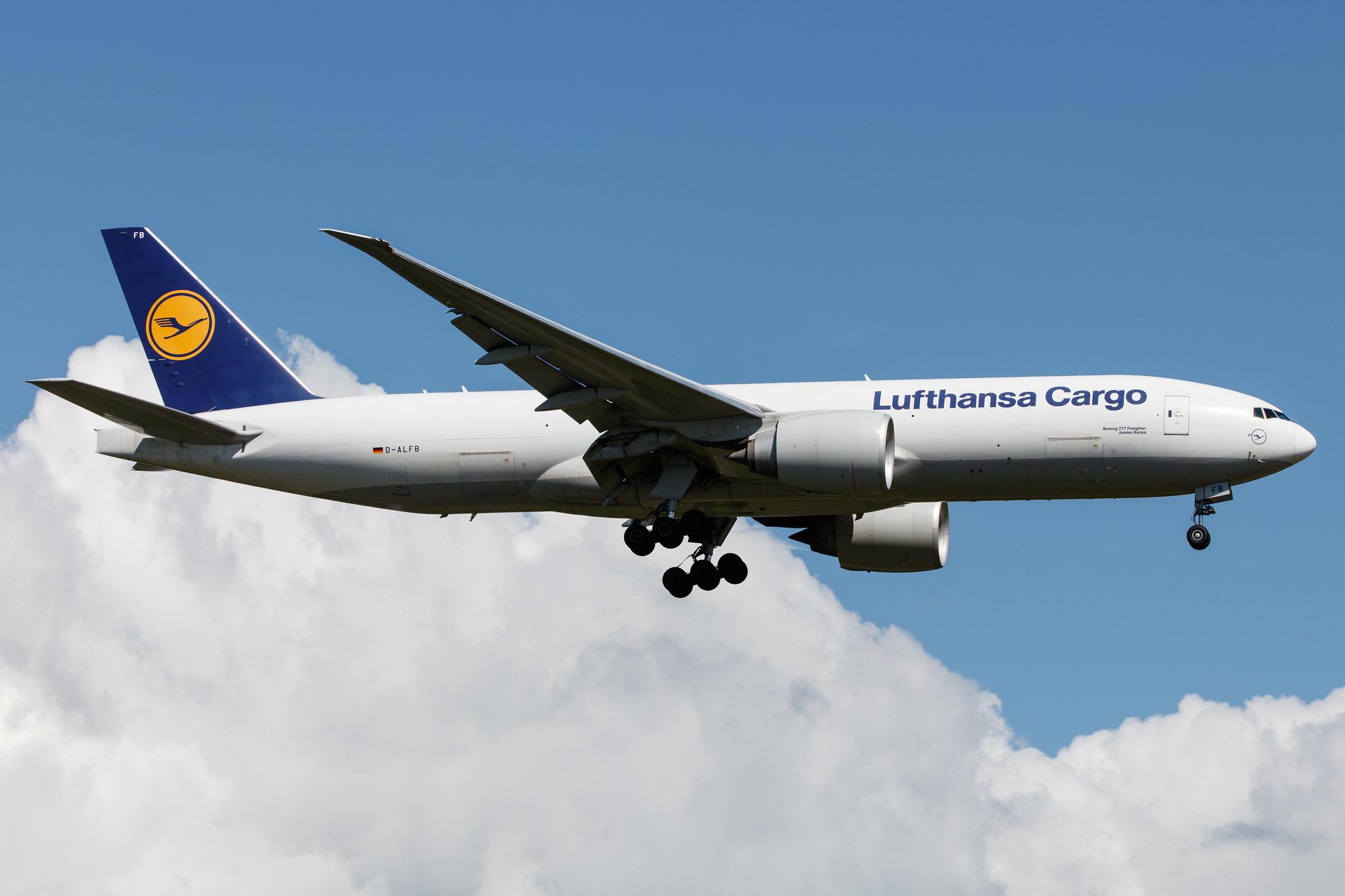 Frankfurt Airport: Lufthansa Cargo (/ GEC) |  Boeing 777-FBT B77L | D-ALFB | MSN 41675