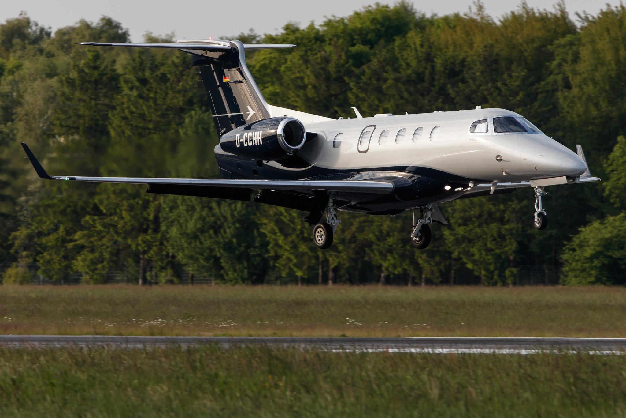 Hamburg Airport: Private owner |  Embraer Phenom 300 E55P | D-CCHH | MSN 50500554