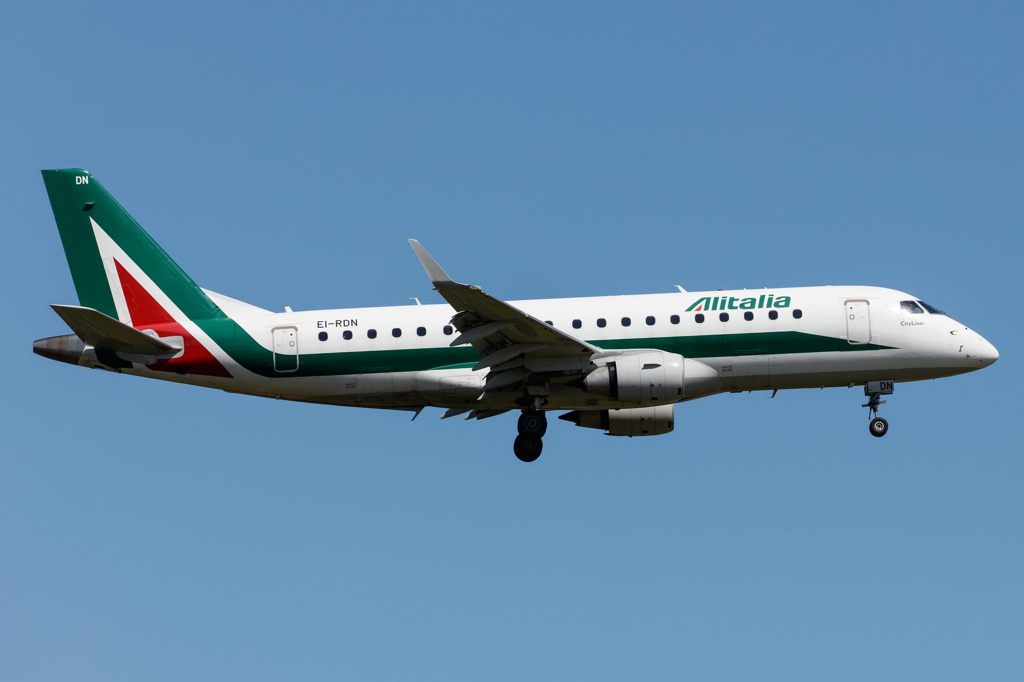 Frankfurt Airport: Alitalia (AZ / AZA) |  Operator: Alitalia CityLiner | Embraer E175STD E75S | EI-RDN | MSN 17000347