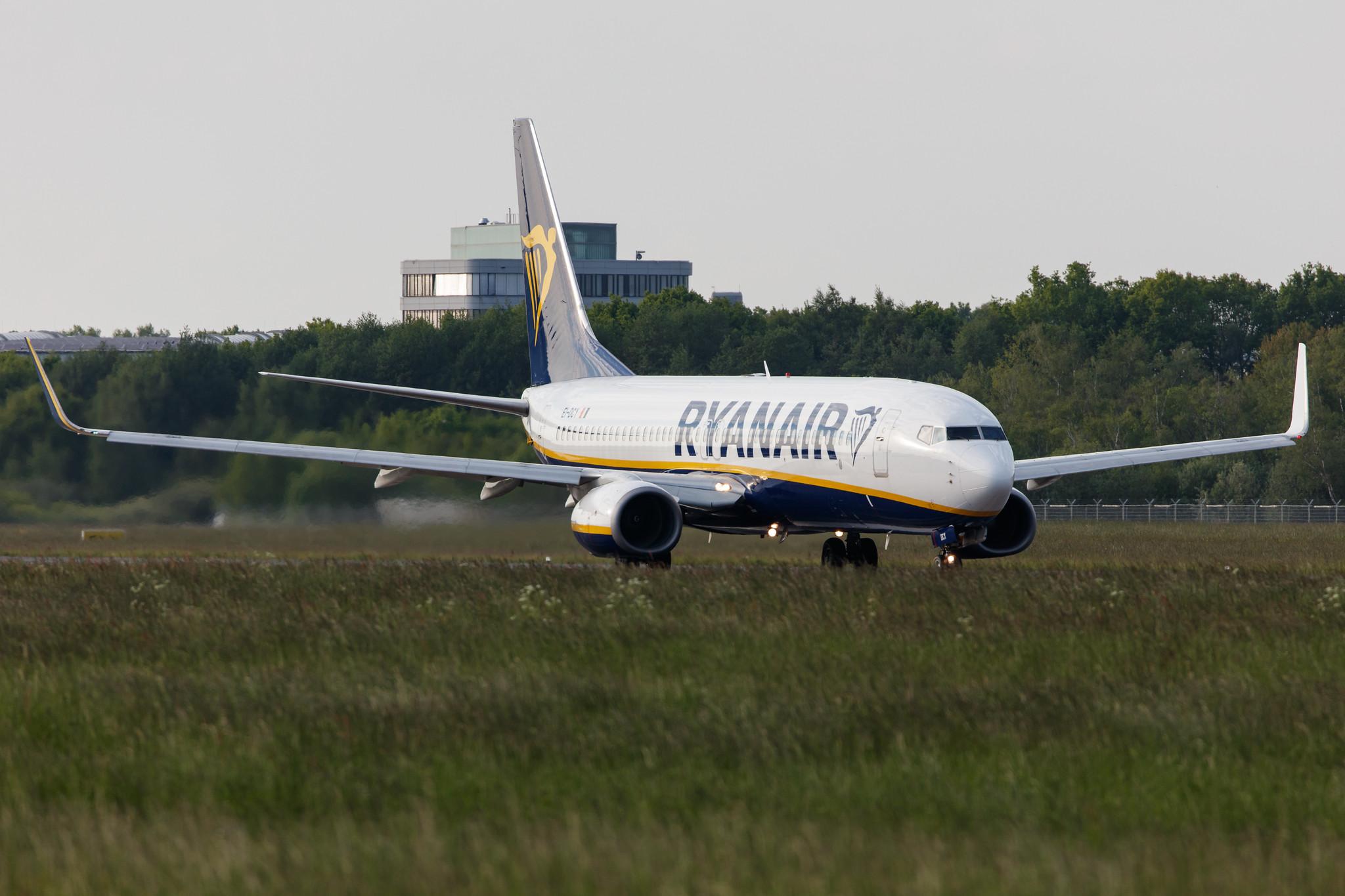 Hamburg Airport: Ryanair (FR / RYR) |  Boeing 737-8AS B738 | EI-DCY | MSN 33570
