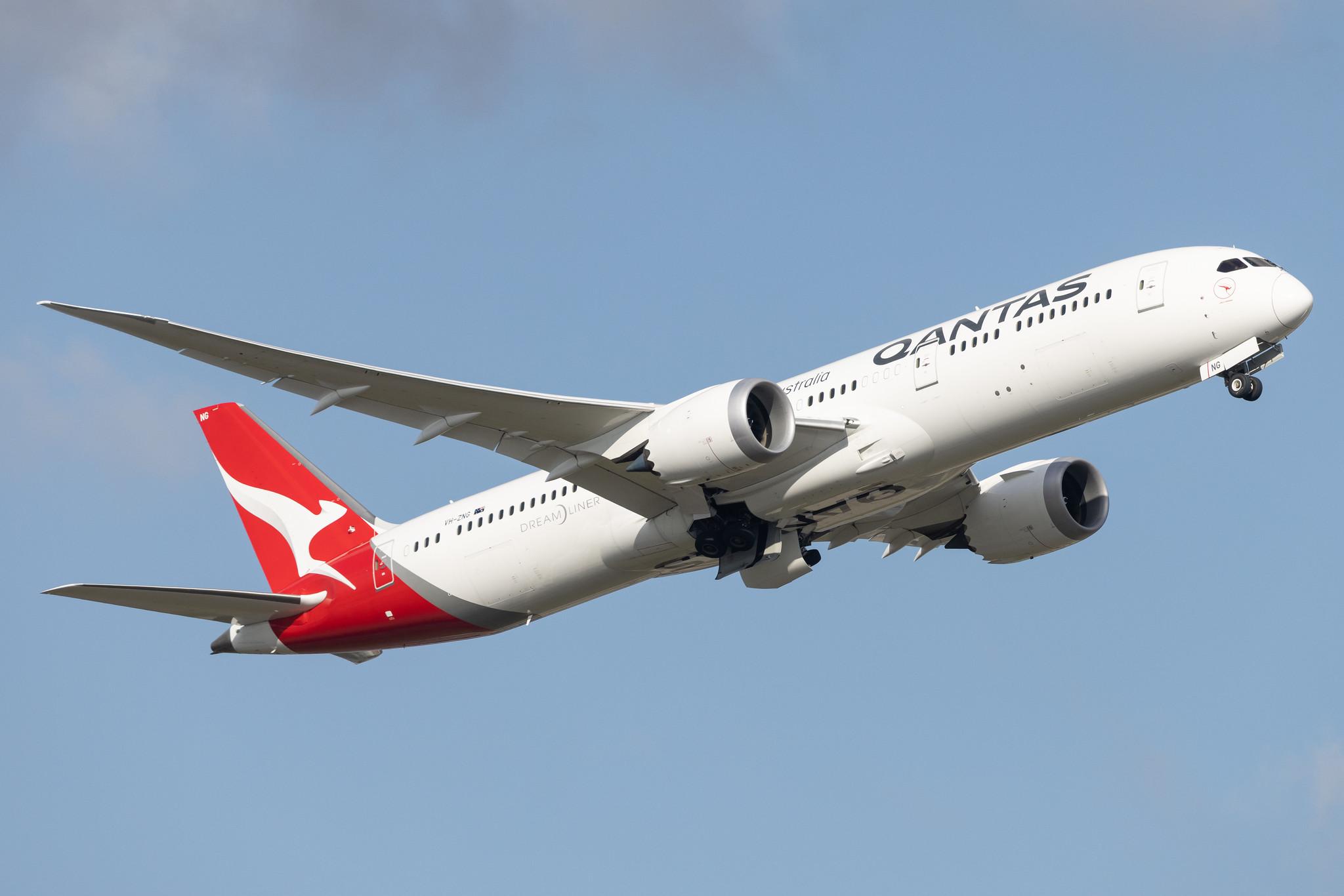 London Heathrow: Qantas (QF / QFA) |  Boeing 787-9 Dreamliner B789 | VH-ZNG | MSN 36240