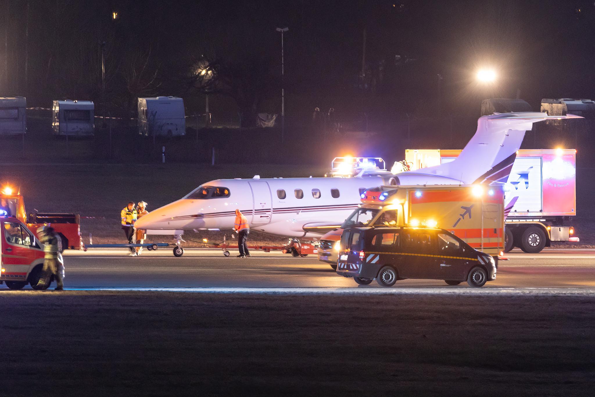 Hamburg Airport: NetJets Europe (/ NJE) |  Embraer Phenom 300 E55P | CS-PHJ | MSN 50500336