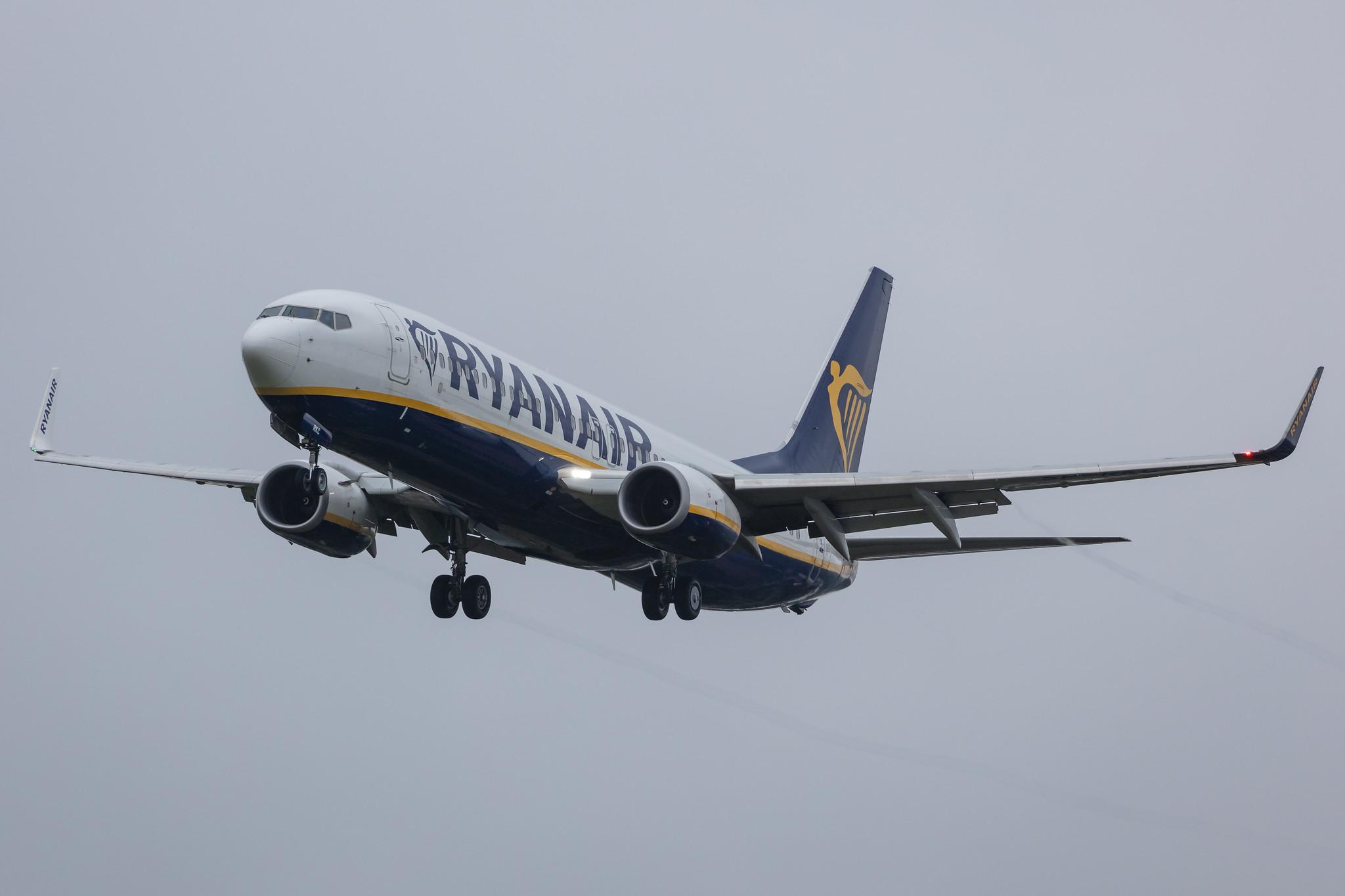 Hamburg Airport: Ryanair (FR / RYR) | Operator: Buzz |  Boeing 737-8AS B738 | SP-RKC | MSN 44738