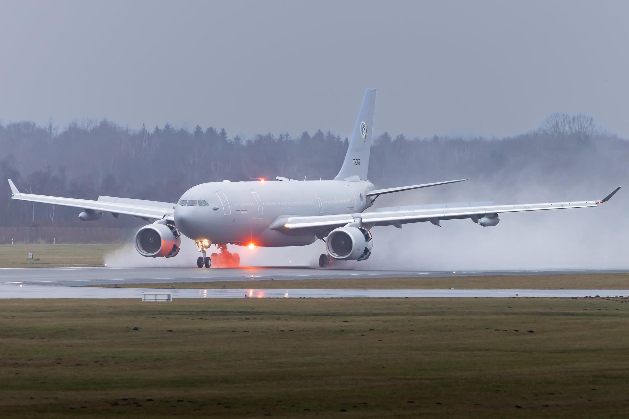 Hamburg Airport: NATO (NATO) | Airbus A330-243MRTT A332 | T-056 | MSN 1919