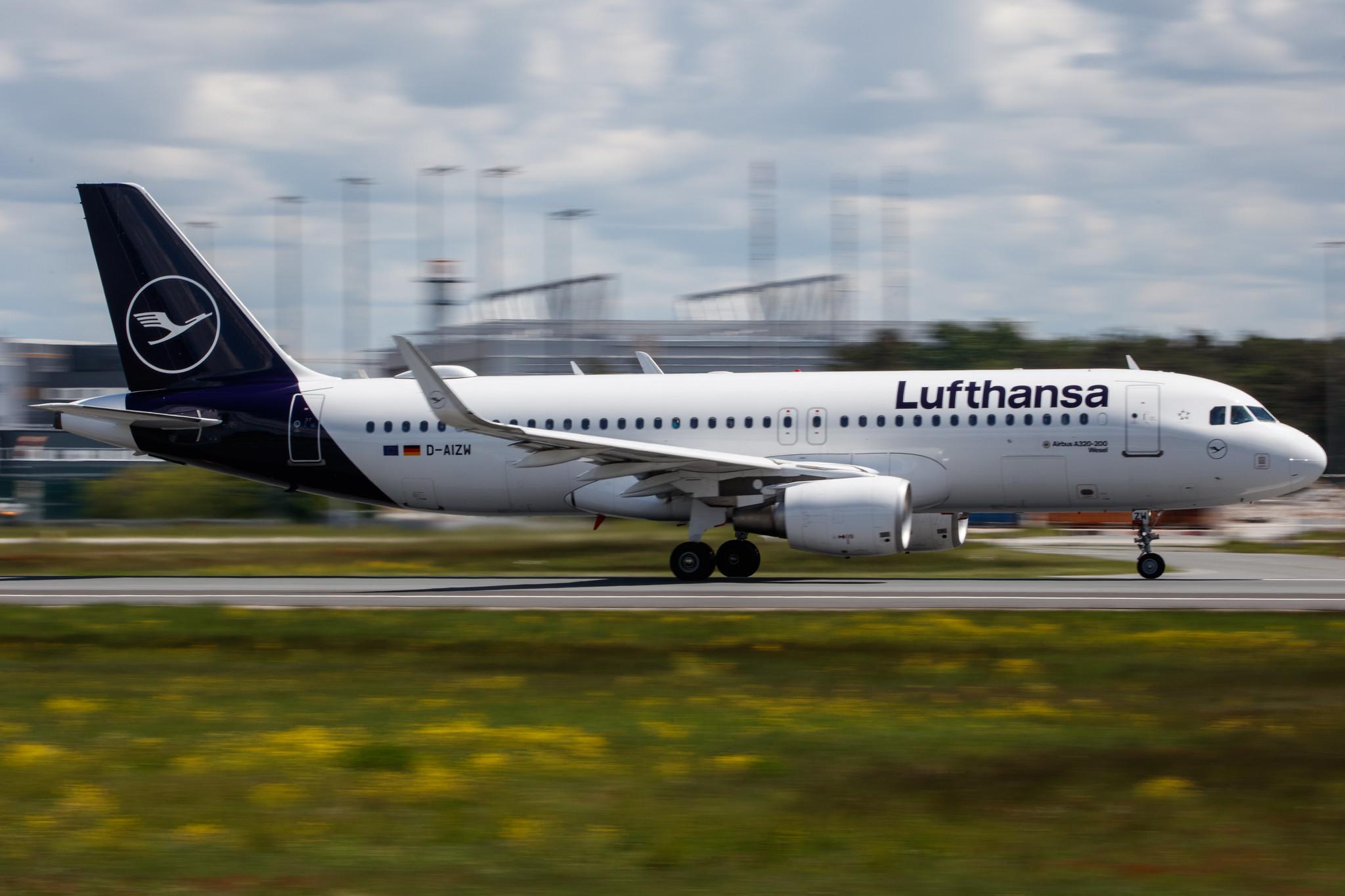 Frankfurt Airport: Lufthansa (LH / DLH) |  Airbus A320-214 A320 | D-AIZW | MSN 5694