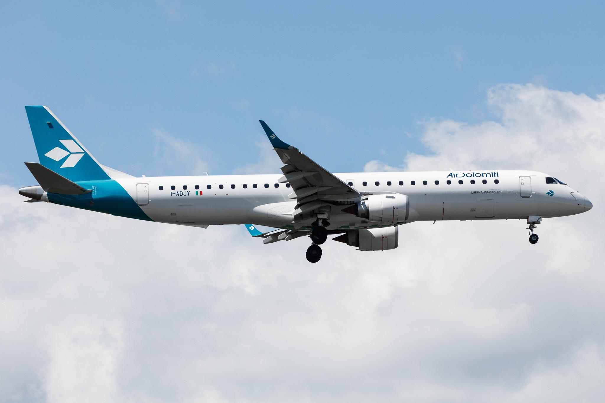 Frankfurt Airport: Air Dolomiti (EN / DLA) |  Embraer E195LR E195 | I-ADJY | MSN 19000300