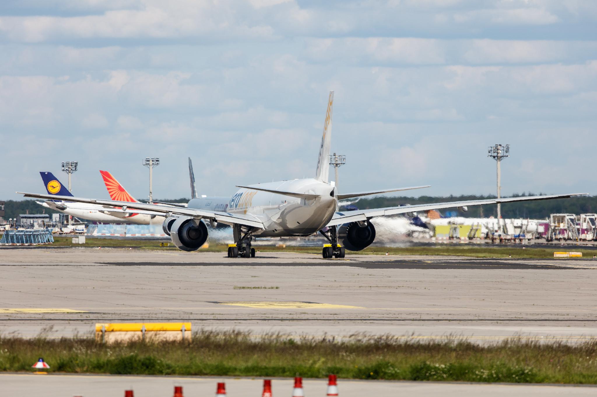 Frankfurt Airport: AeroLogic (3S / BOX) |  Boeing 777-F6N B77L | D-AALJ | MSN 37710