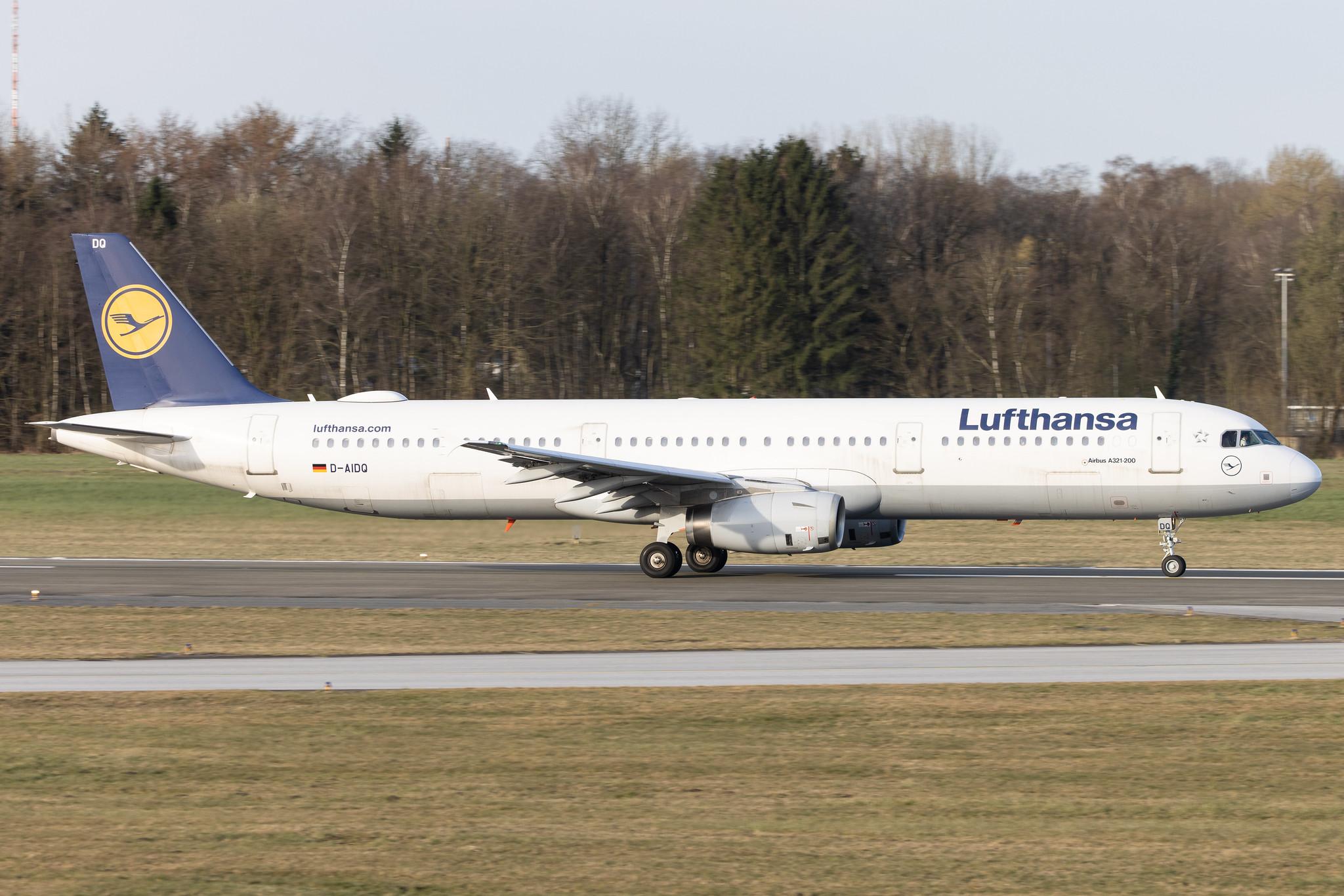 Hamburg Airport: Lufthansa (LH / DLH) |  Airbus A321-231 A321 | D-AIDQ | MSN 5028