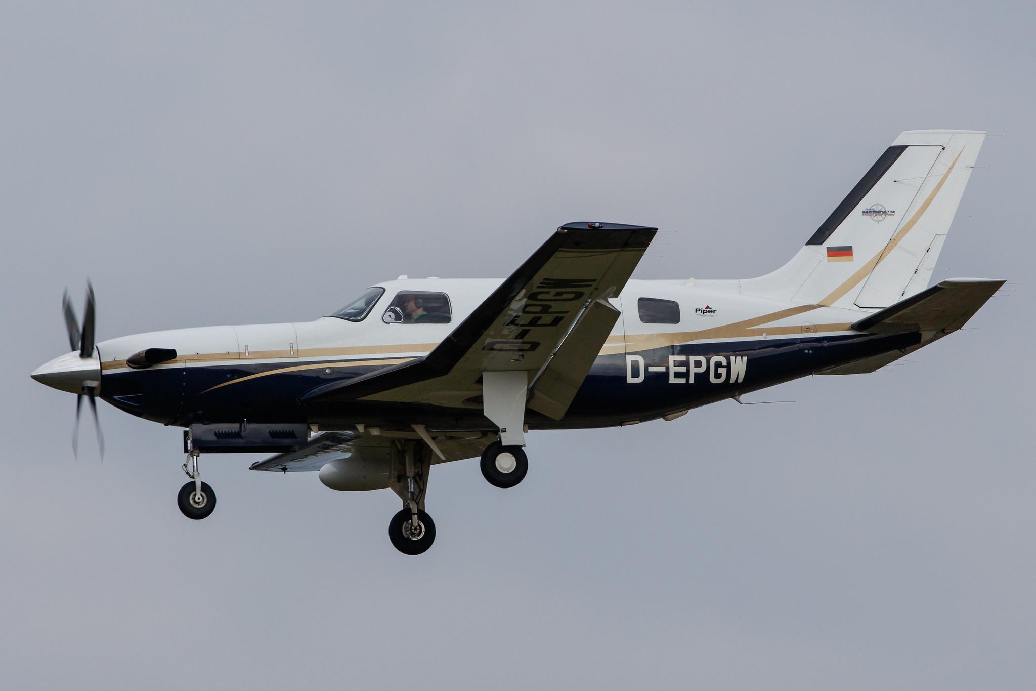 Hamburg Airport: Private owner |  Piper PA-46-500TP P46T | D-EPGW | MSN 46-97070