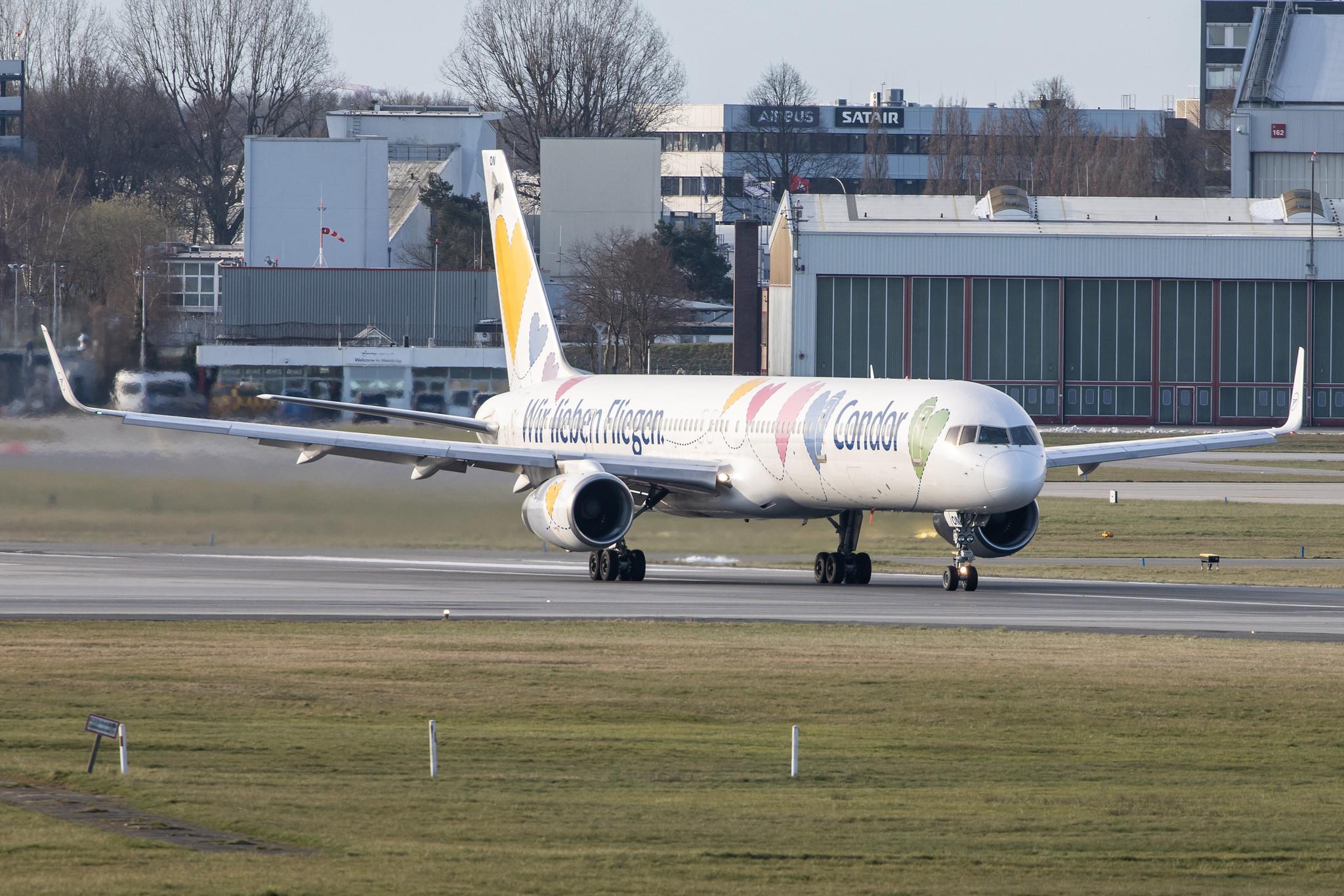 Hamburg Airport: Condor (DE / CFG) |  Livery: Wir Lieben Fliegen Livery |  Boeing 757-330 B753 | D-ABON | MSN 29023