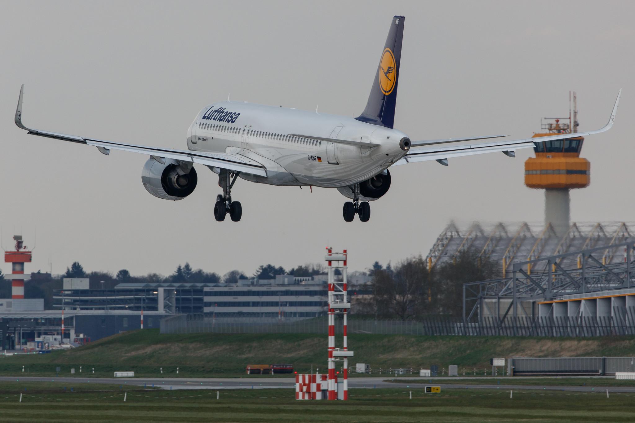 Hamburg Airport: Lufthansa (LH / DLH) |  Airbus A320-271N A20N | D-AINF | MSN 7577