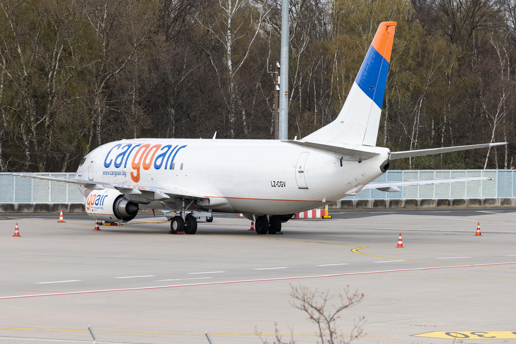 Köln Bonn Airport: Cargo Air (/ CGF) |  Boeing 737-405(SF) B734 | LZ-CGV | MSN 25795