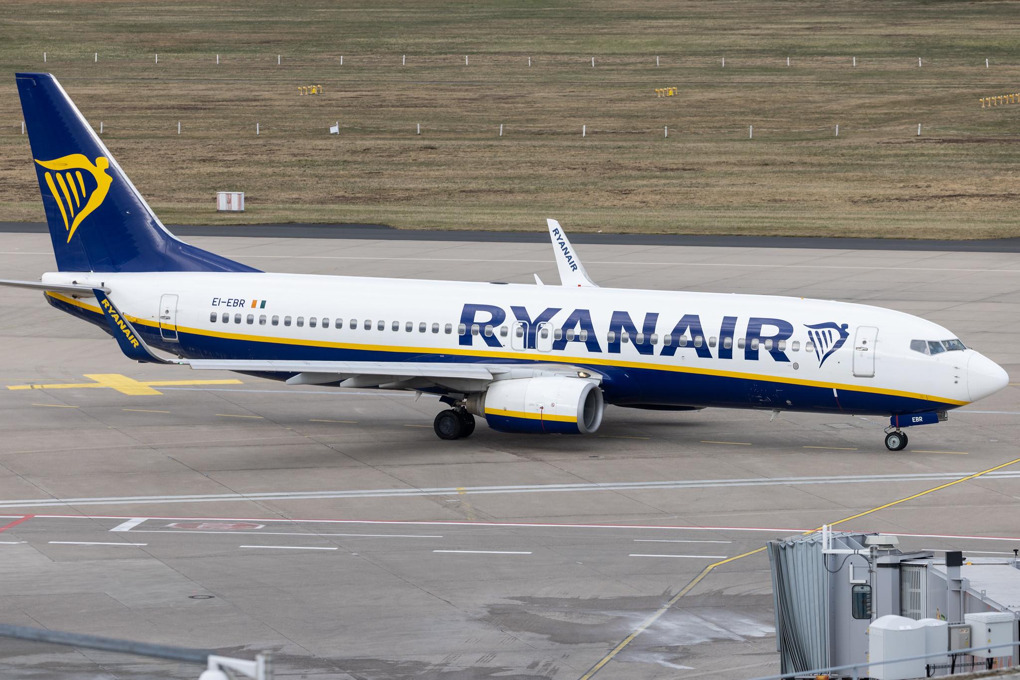 Köln Bonn Airport: Ryanair (FR / RYR) |  Boeing 737-8AS B738 | EI-EBR | MSN 37530