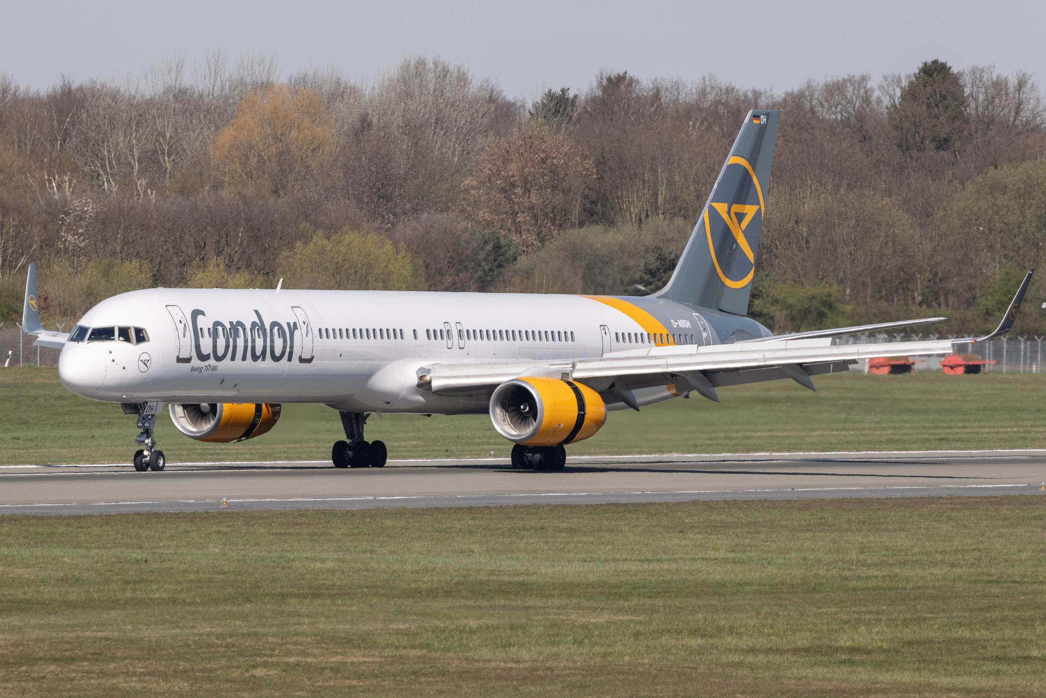 Hamburg Airport: Condor (DE / CFG) |  Boeing 757-330 B753 | D-ABOH | MSN 30030