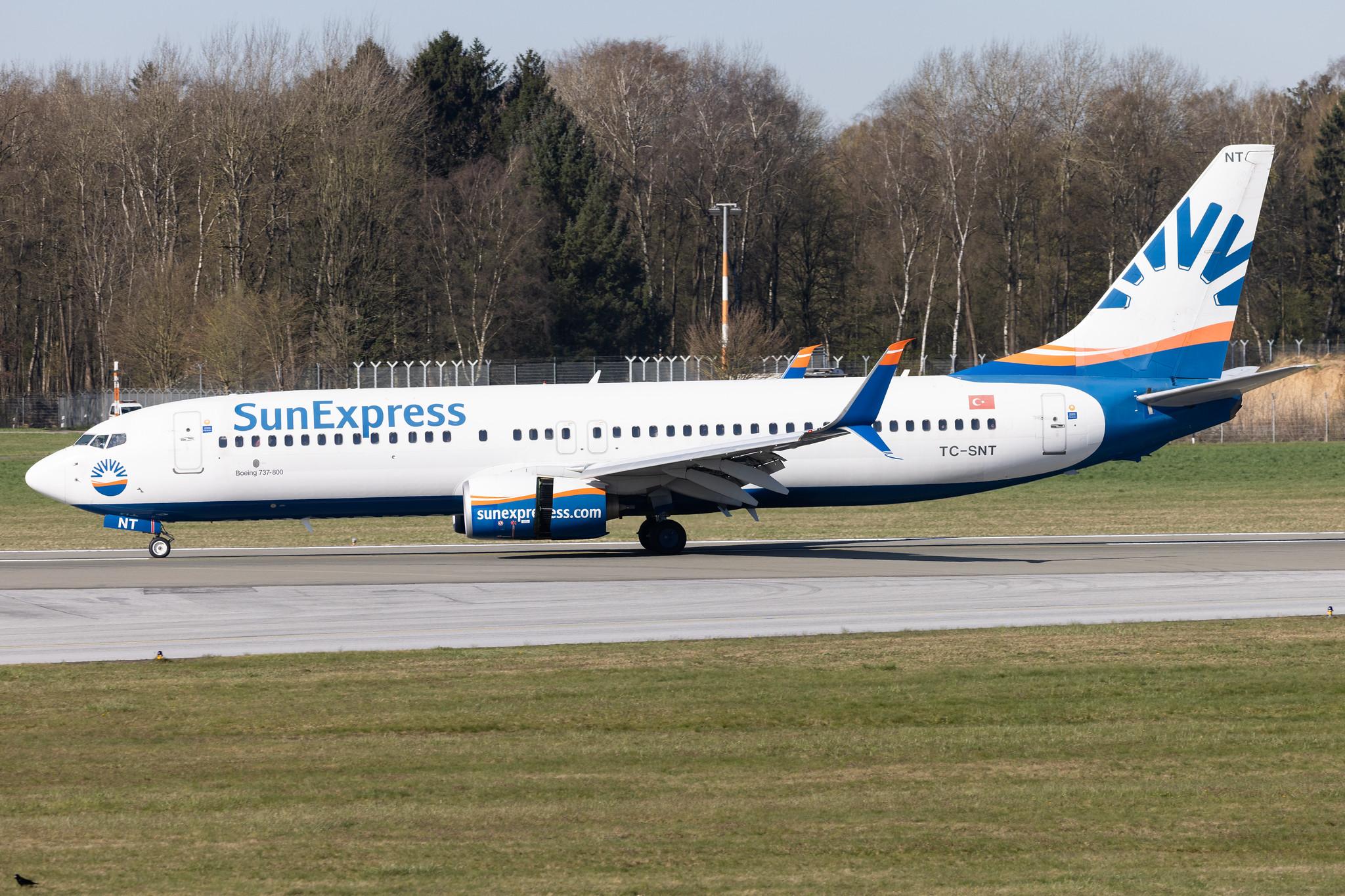 Hamburg Airport: SunExpress (XQ / SXS) |  Boeing 737-8HC B738 | TC-SNT | MSN 40755