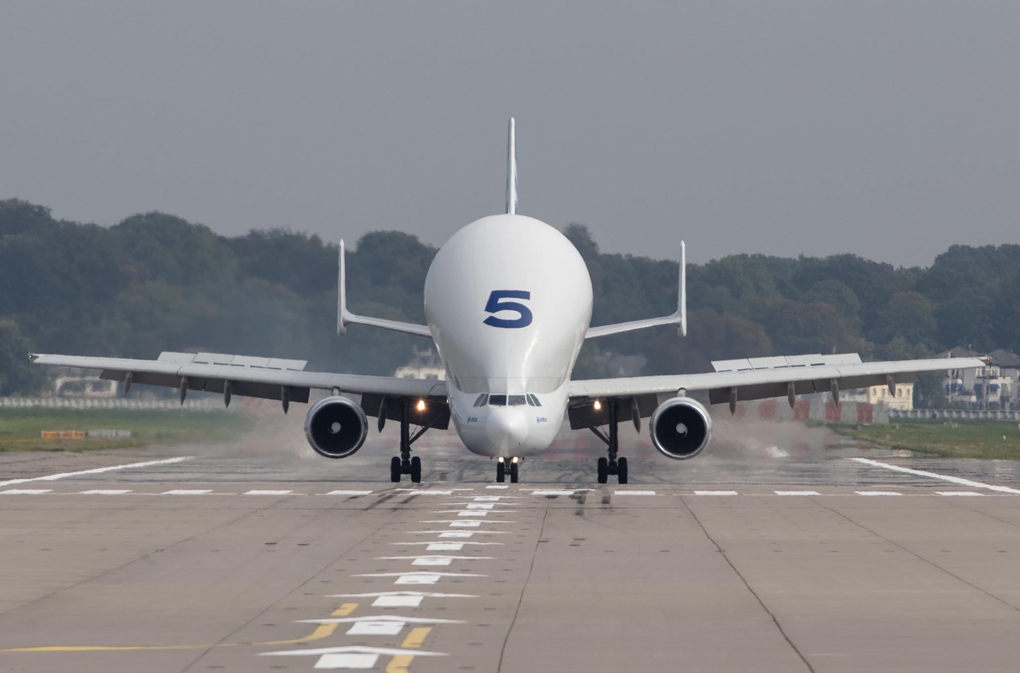 Hamburg Finkenwerder: Airbus Transport International (4Y / BGA) |  Airbus A300-608ST Beluga A3ST | F-GSTF | MSN 796