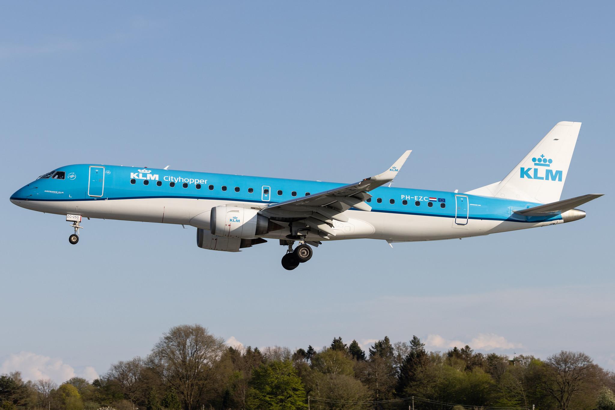 Hamburg Airport: KLM (KL / KLM) | Operator: KLM Cityhopper |  Embraer E190STD E190 | PH-EZC | MSN 19000250
