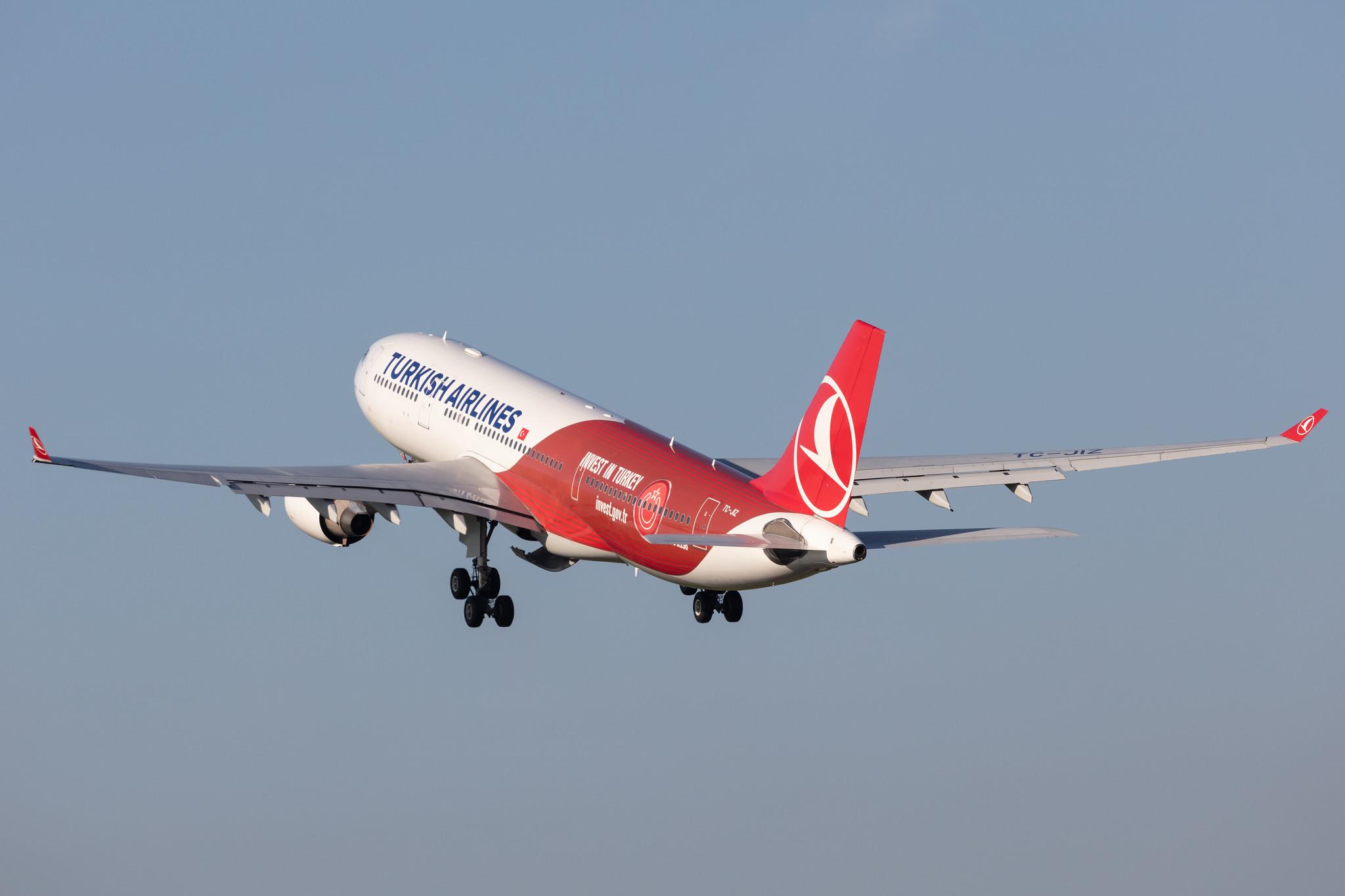 Amsterdam Schiphol: Turkish Airlines (TK / THY) |  Livery: Invest in Turkey Livery |  Airbus A330-223 A332 | TC-JIZ | MSN 1118