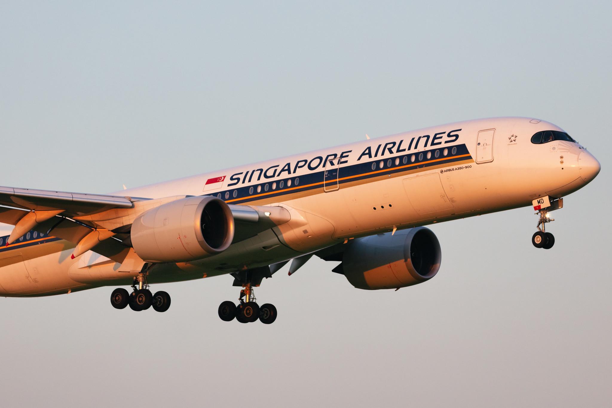 Amsterdam Schiphol: Singapore Airlines (SQ / SIA) |  Airbus A350-941 A359 | 9V-SMD | MSN 037