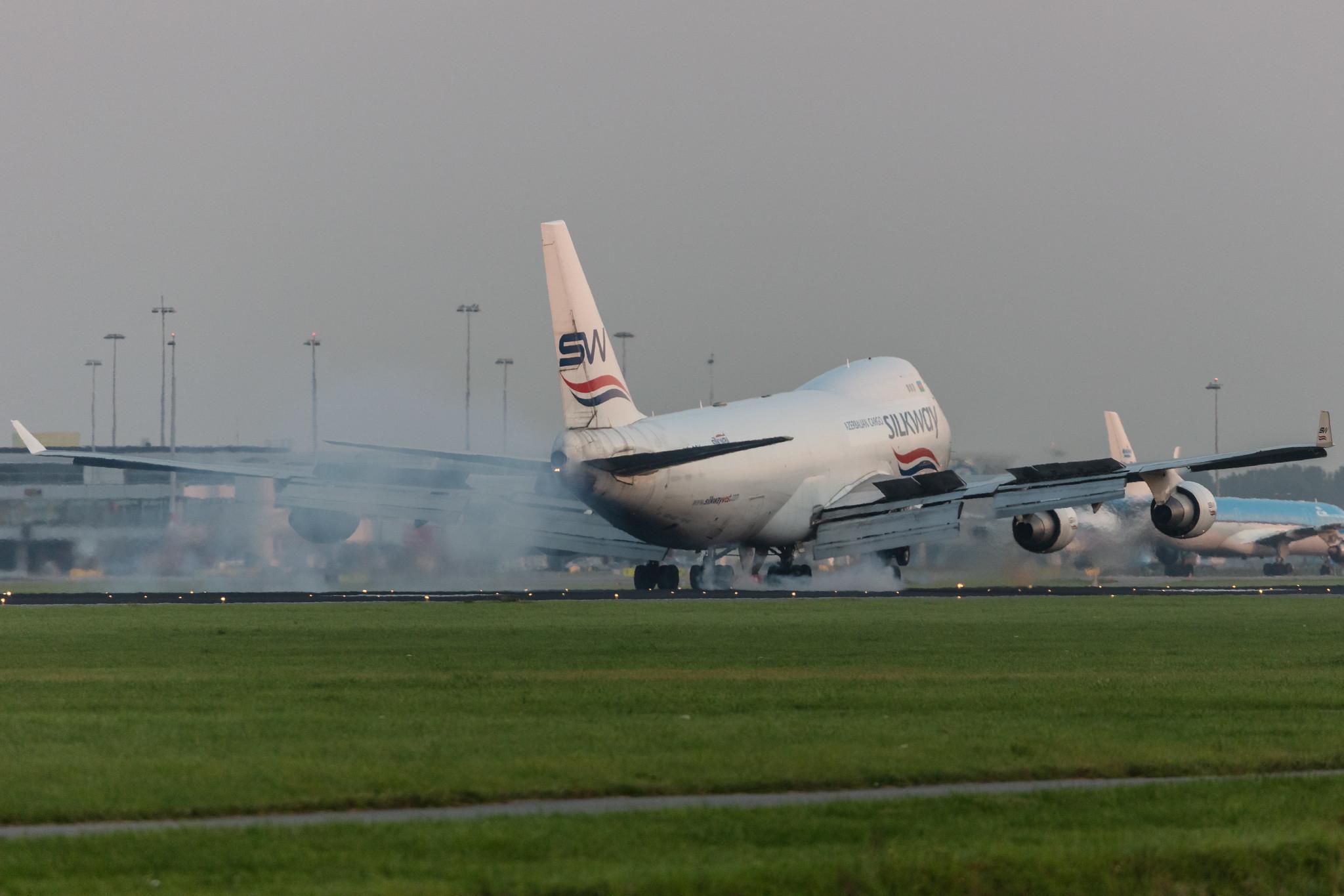 Amsterdam Schiphol: Silk Way West Airlines (7L / AZG) |  Boeing 747-4H6(F) B744 | VP-BCV | MSN 29902