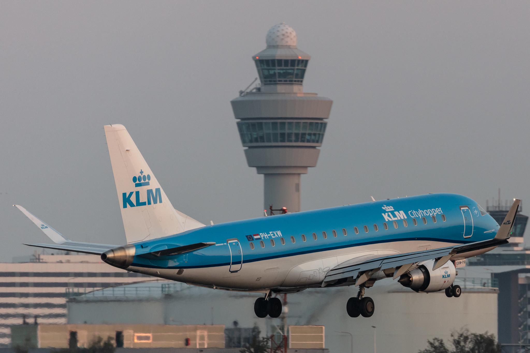 Amsterdam Schiphol: KLM (KL / KLM) | Operator: KLM Cityhopper |  Embraer E175STD E75L | PH-EXW | MSN 17000710