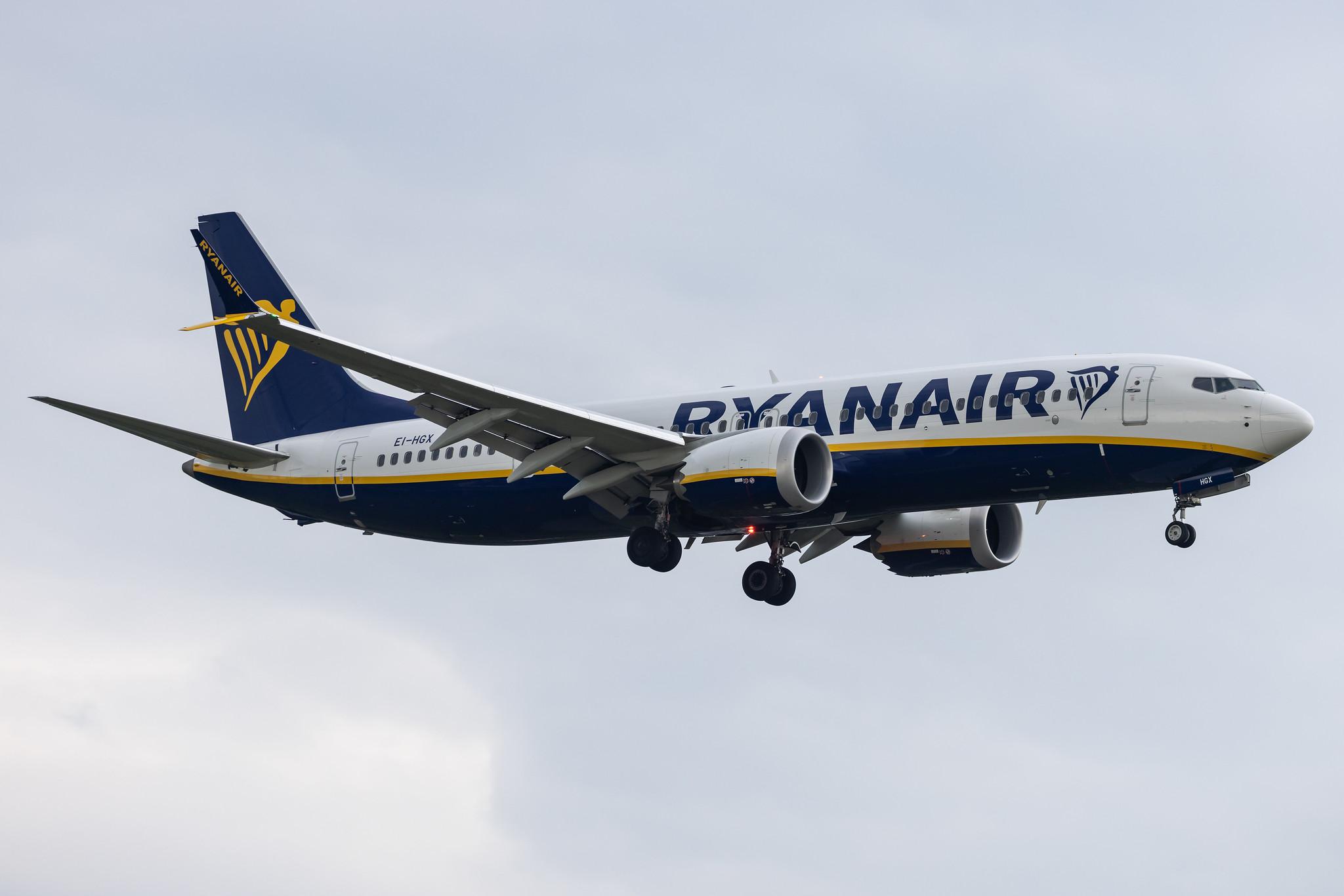 Hamburg Airport: Ryanair (FR / RYR) |  Boeing 737 MAX 8-200 B38M | EI-HGX | MSN 62335