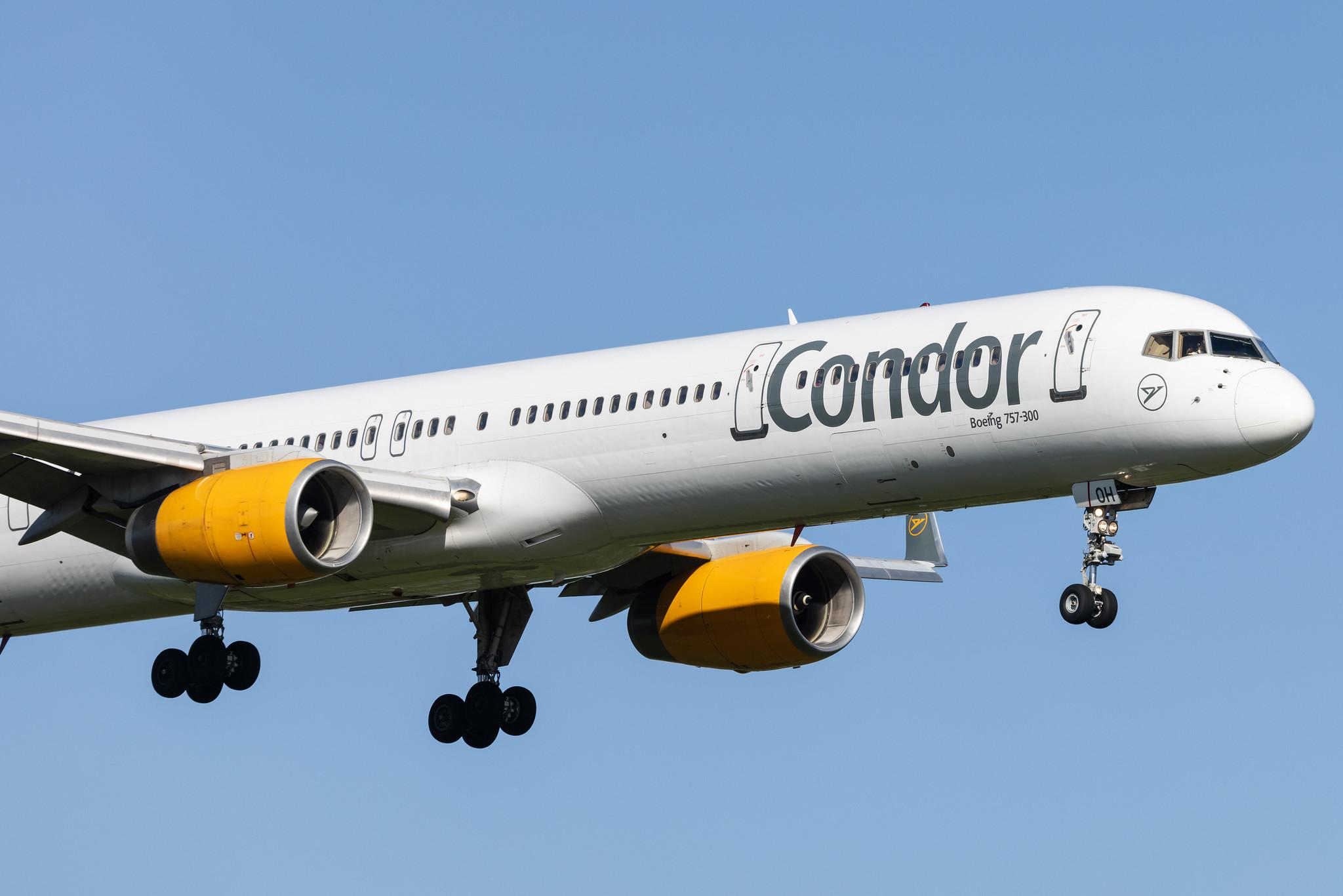 Hamburg Airport: Condor (DE / CFG) |  Boeing 757-330 B753 | D-ABOH | MSN 30030