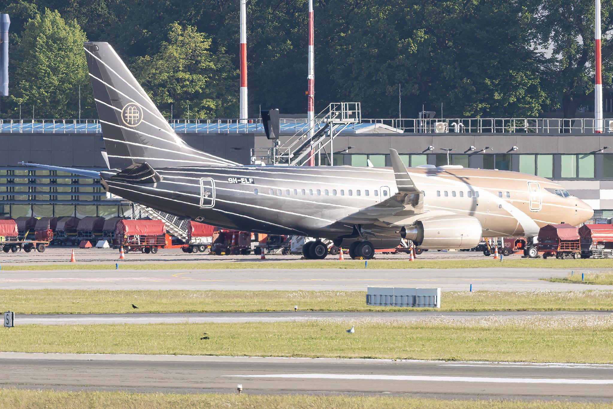 Hamburg Airport: Air X Charter (AX / AXY) |  Boeing 737-7BC (BBJ) B737 | 9H-ELF | MSN 30330