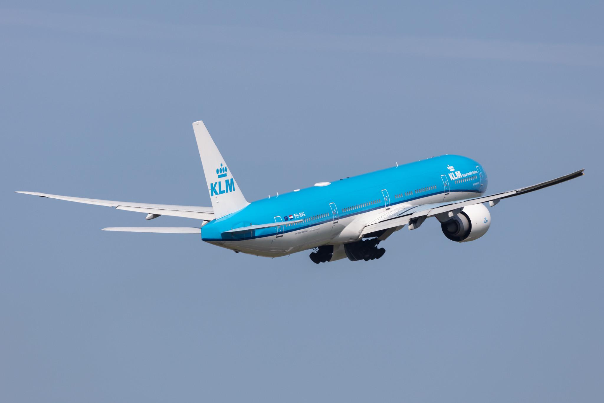 Amsterdam Schiphol: KLM (KL / KLM) |  Boeing 777-306(ER) B77W | PH-BVG | MSN 38867