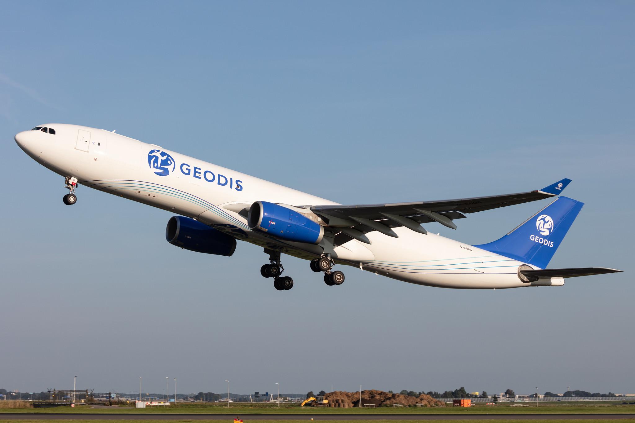 Amsterdam Schiphol: Geodis Air Network |  Airbus A330-343(P2F) A333 | G-EODS | MSN 713