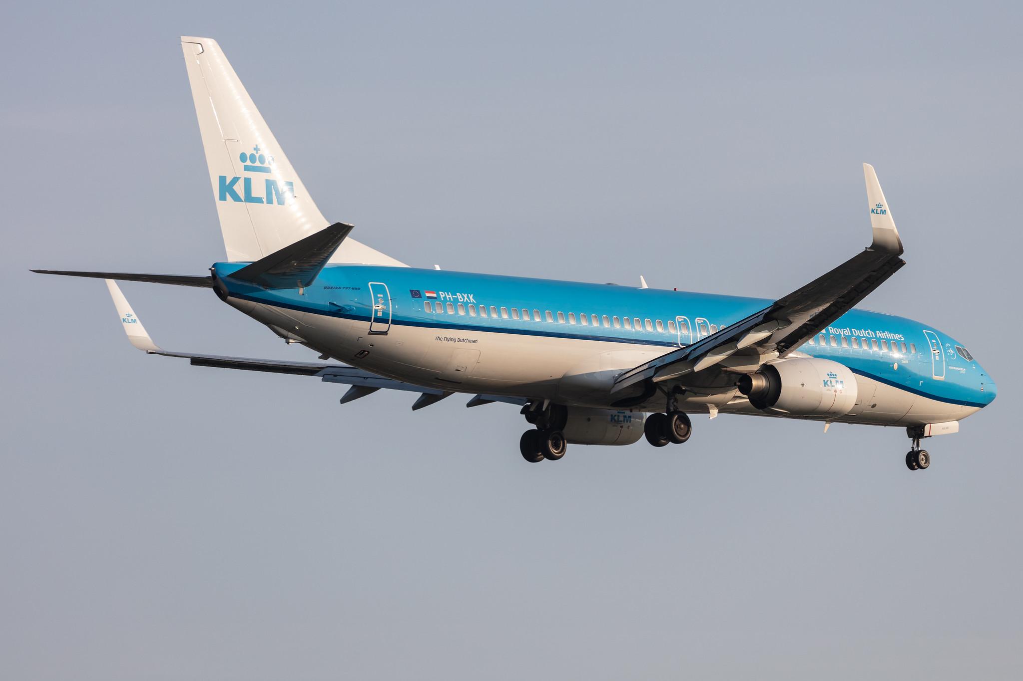 Amsterdam Schiphol: KLM (KL / KLM) |  Boeing 737-8K2 B738 | PH-BXK | MSN 29598