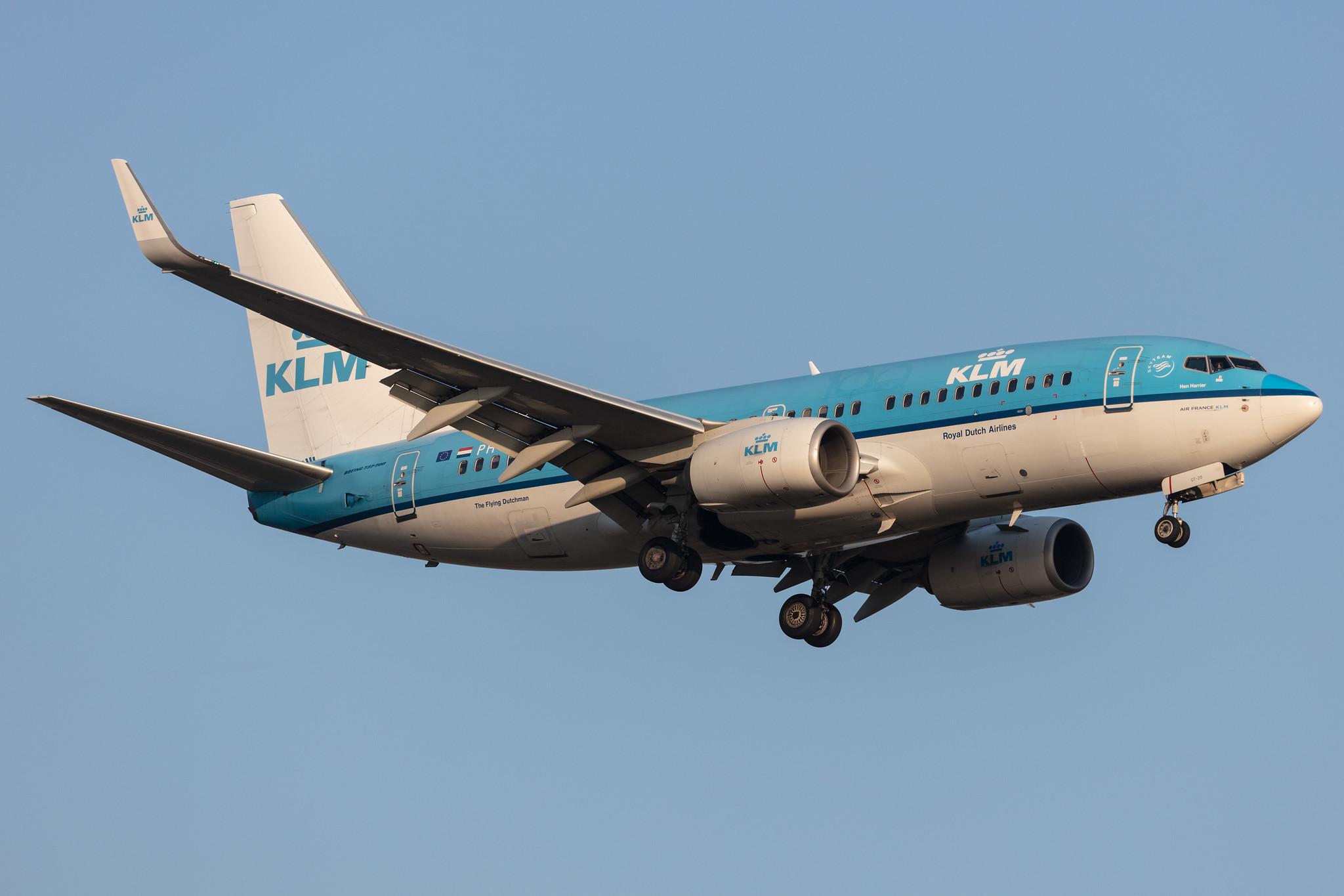 Amsterdam Schiphol: KLM (KL / KLM) |  Boeing 737-7K2 B737 | PH-BGT | MSN 38634