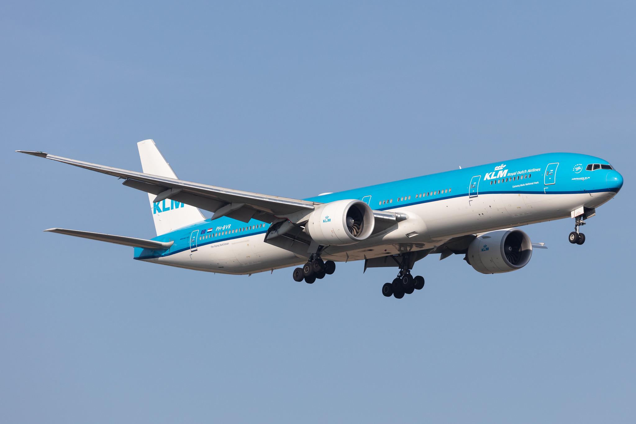 Amsterdam Schiphol: KLM (KL / KLM) |  Boeing 777-306(ER) B77W | PH-BVR | MSN 61603