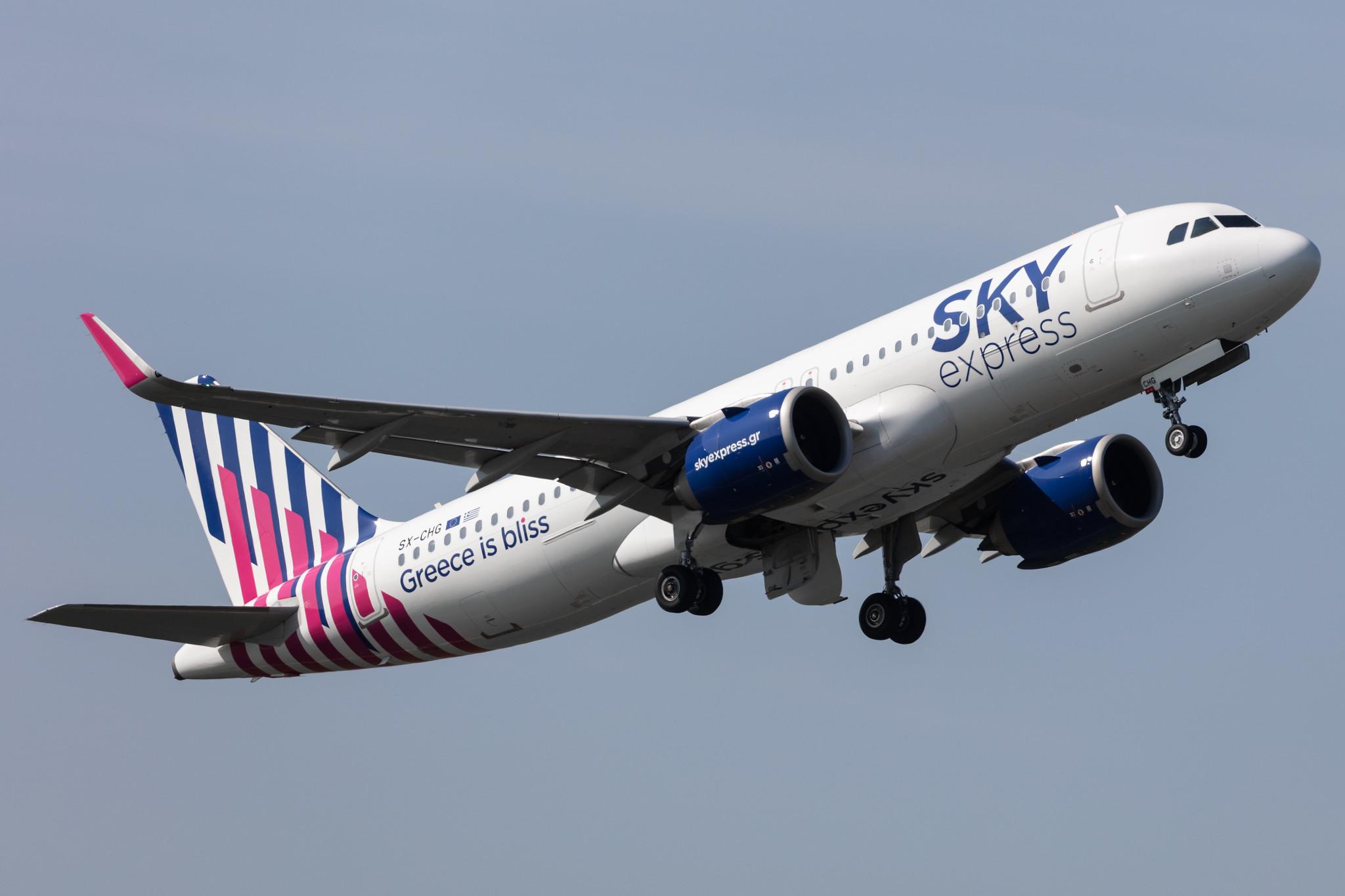 Amsterdam Schiphol: Sky Express (GQ / SEH) |  Airbus A320-251N A20N | SX-CHG | MSN 10079