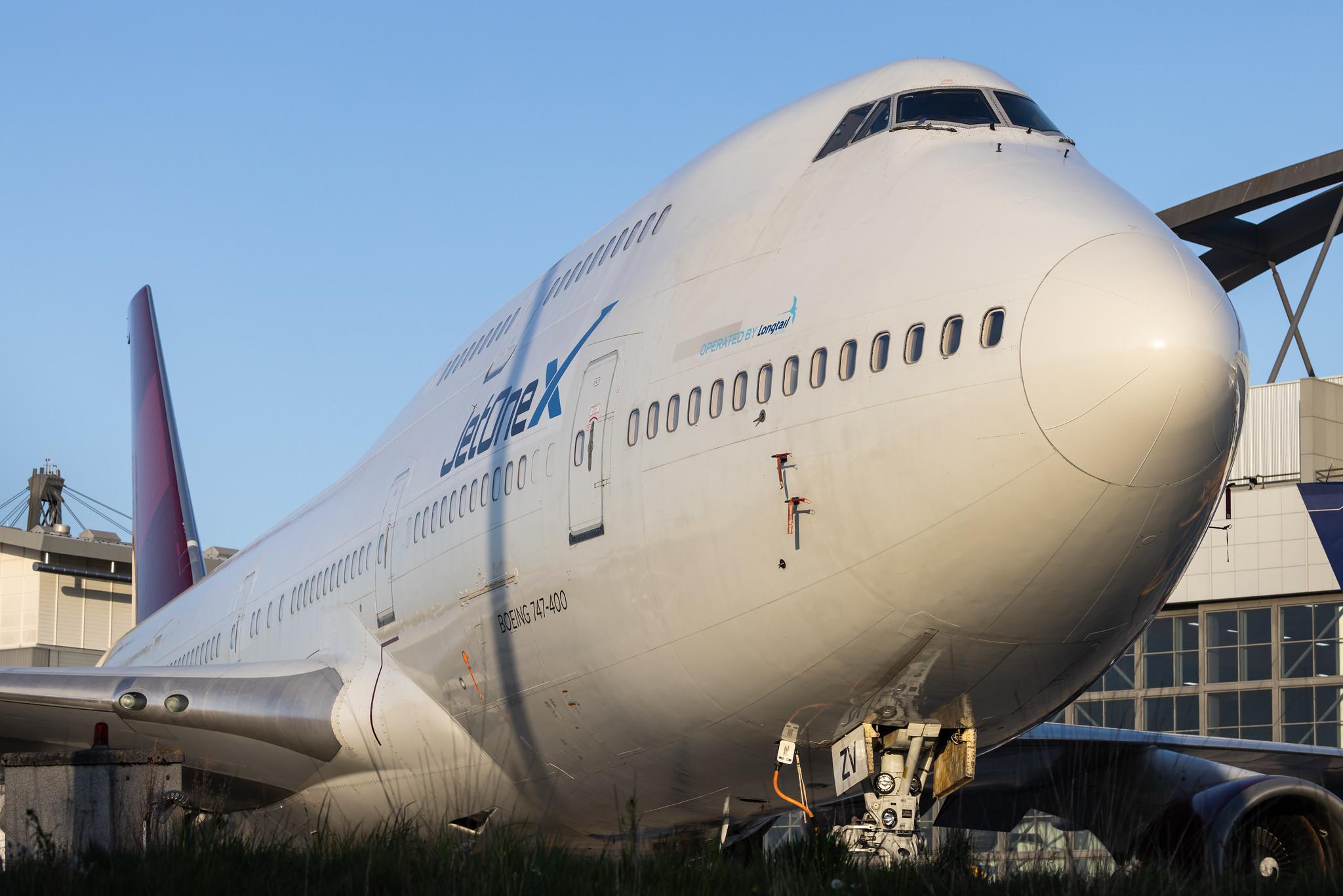 Hamburg Airport: JetOneX |  Boeing 747-41R B744 | VQ-BZV | MSN 29406