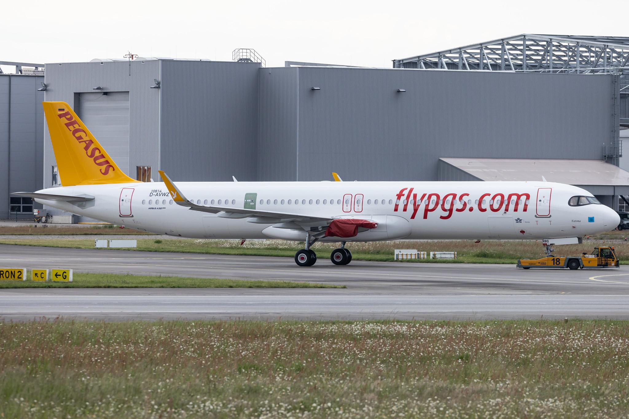 Hamburg Finkenwerder: Pegasus (PC / PGT) |  Airbus A321-251NX A21N | D-AVWZ (TC-RBO) | MSN 10814