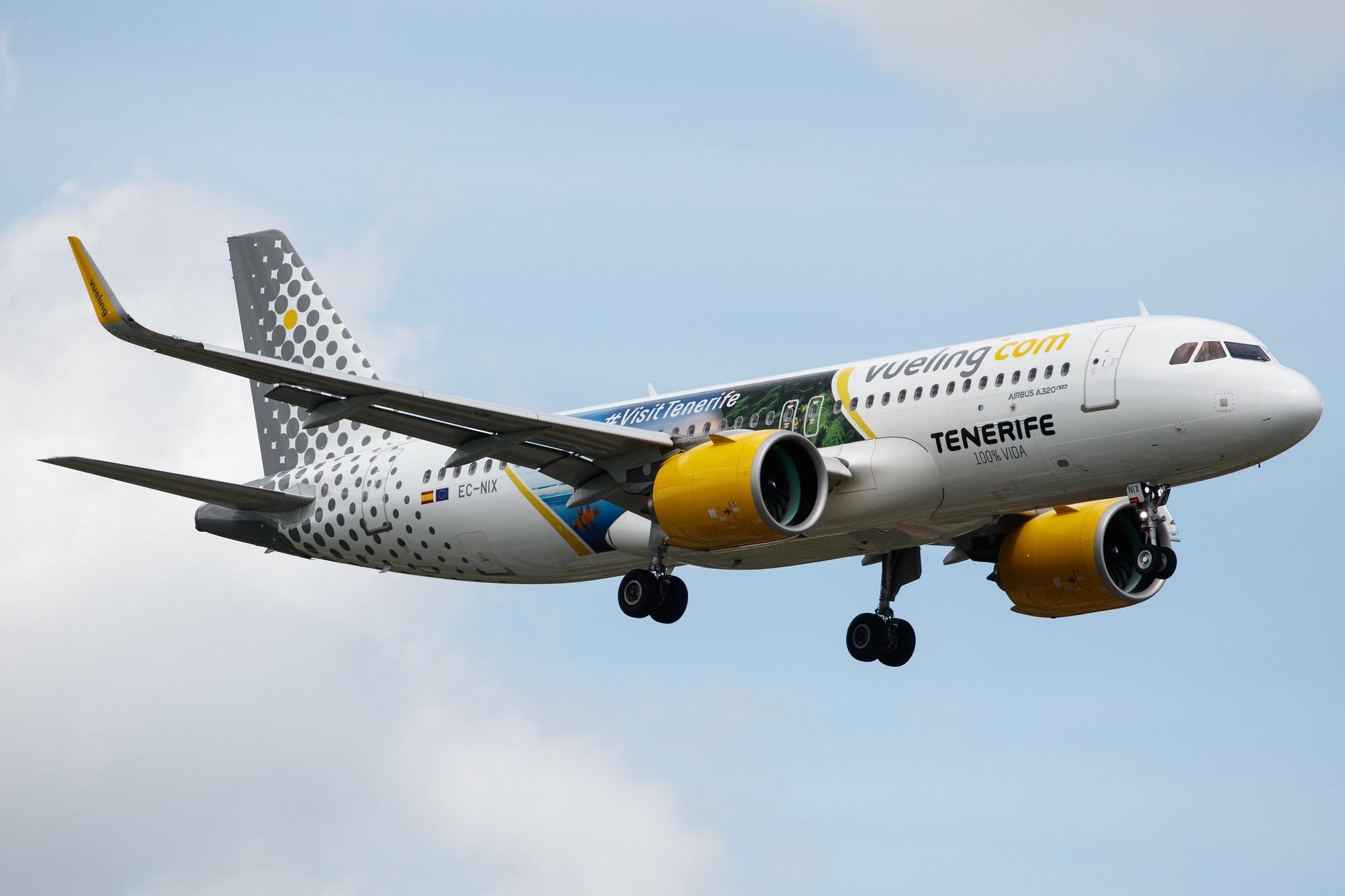 Hamburg Airport: Vueling (VY / VLG) |  Livery: Visit Tenerife Livery |  Airbus A320-271N A20N | EC-NIX | MSN 10024