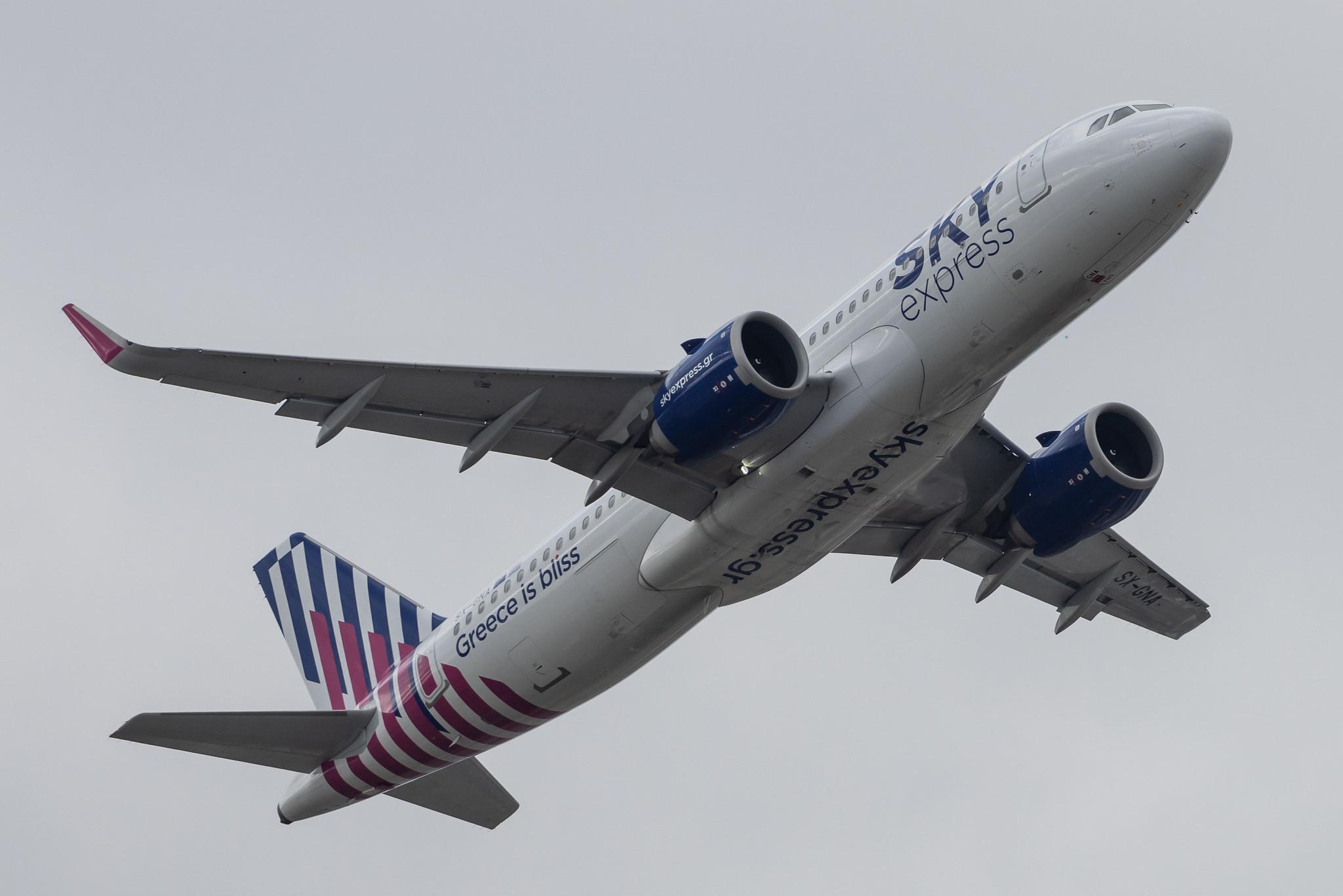 London Heathrow: Sky Express (GQ / SEH) |  Airbus A320-251N A20N | SX-GNA | MSN 09516