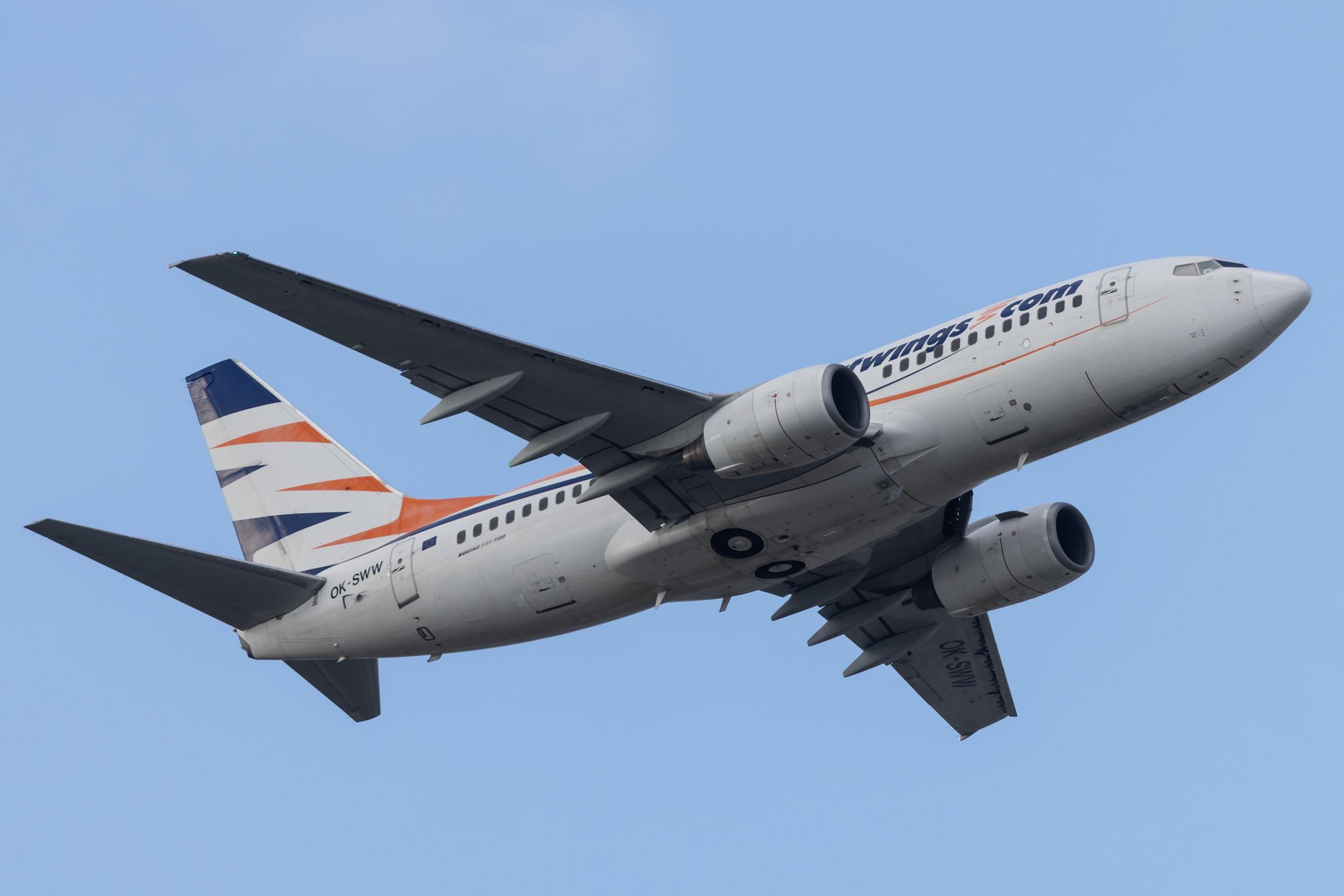 London Heathrow: Smartwings (QS / TVS) |  Boeing 737-7Q8 B737 | OK-SWW | MSN 28254