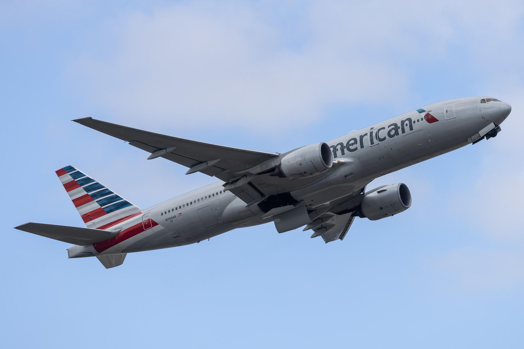 London Heathrow: American Airlines (AA / AAL) |  Boeing 777-223(ER) B772 | N793AN | MSN 30255