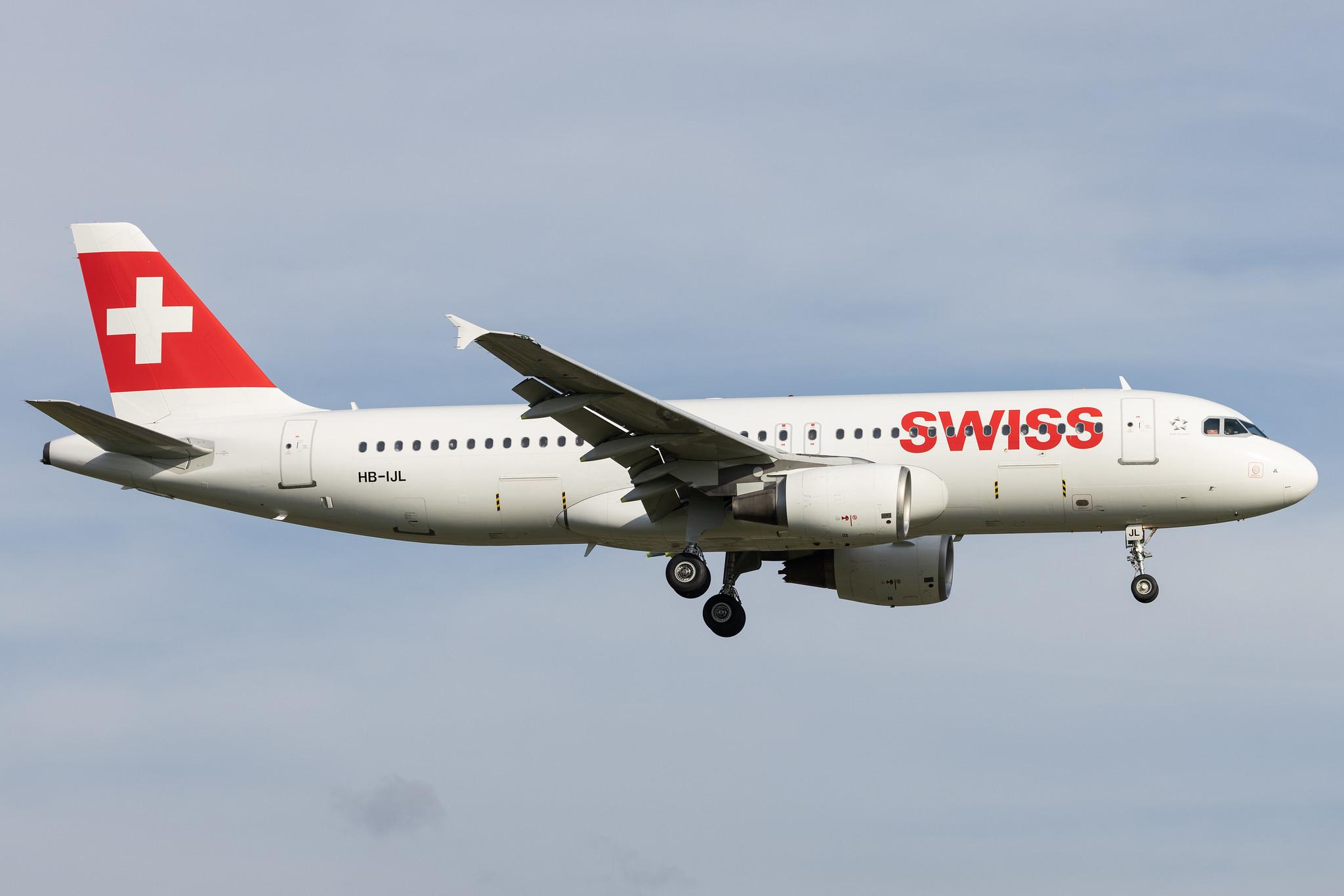 Hamburg Airport: Swiss (LX / SWR) |  Airbus A320-214 A320 | HB-IJL | MSN 0603