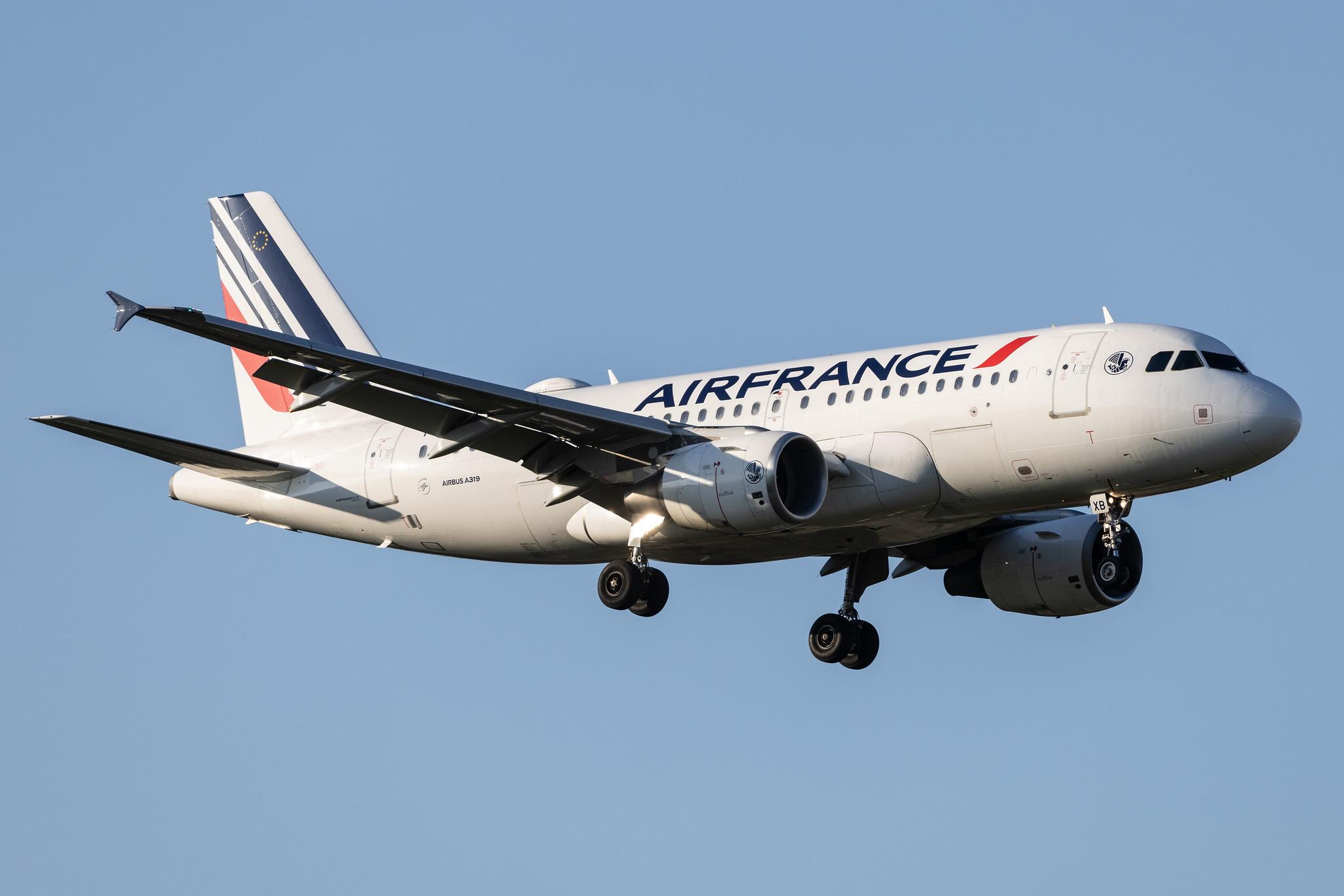 Hamburg Airport: Air France (AF / AFR) | Airbus A319-111 A319 | F-GRXB | MSN 1645
