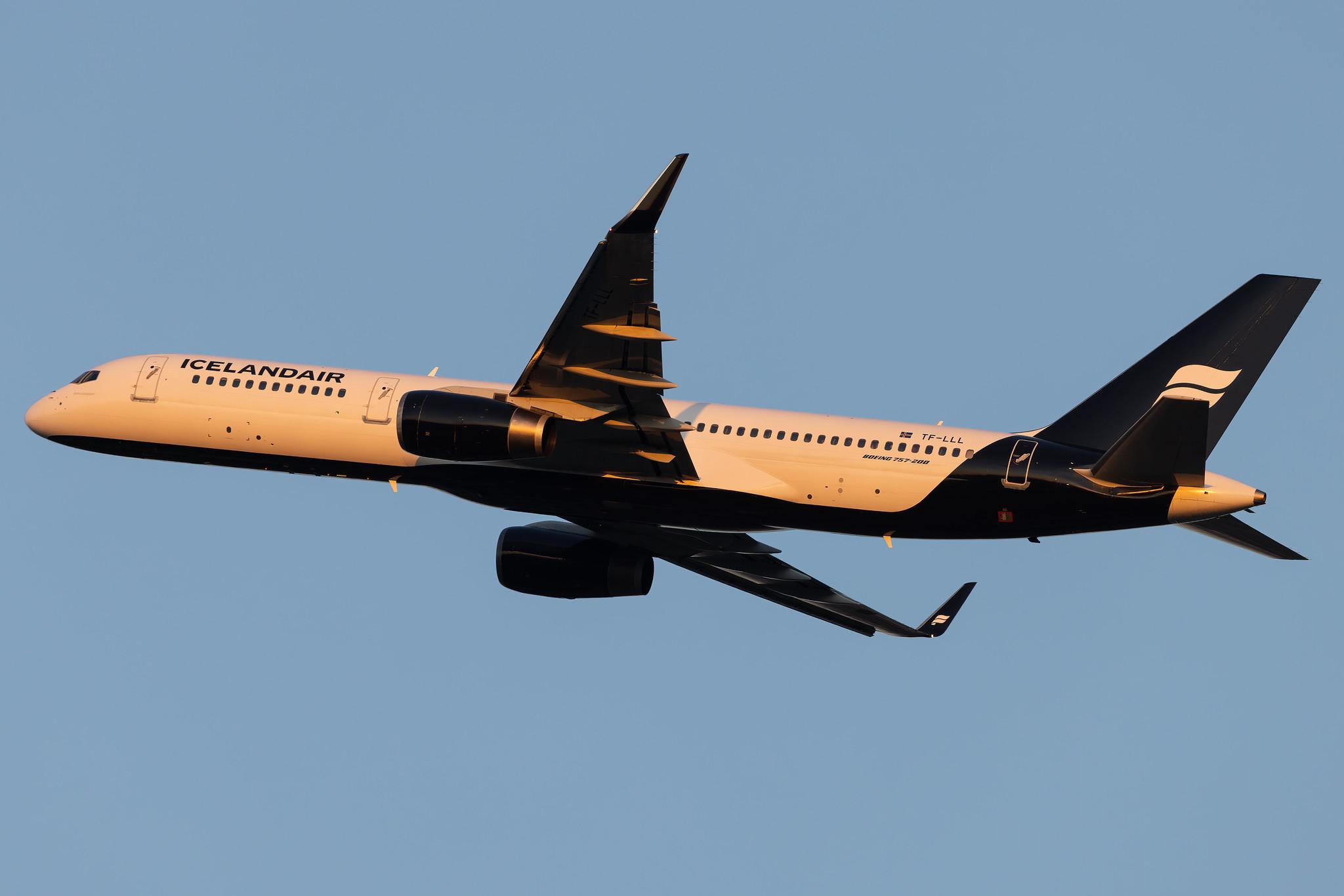Hamburg Airport: Icelandair (FI / ICE) | Boeing 757-256 B752 | TF-LLL | MSN 29307