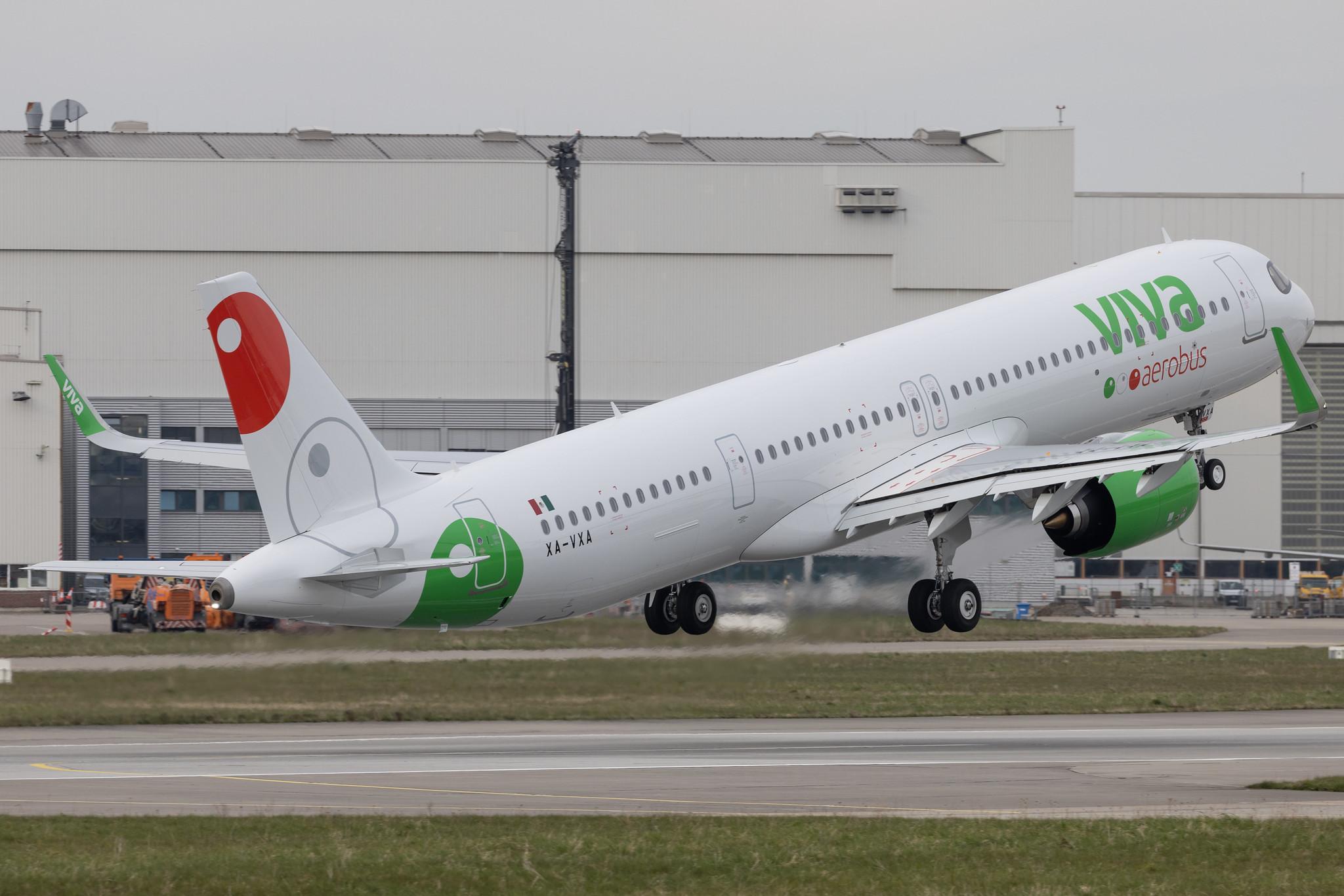 Hamburg Finkenwerder: Viva Aerobus (VB / VIV) |  Airbus A321-271NX A21N | XA-VXA | MSN 10742