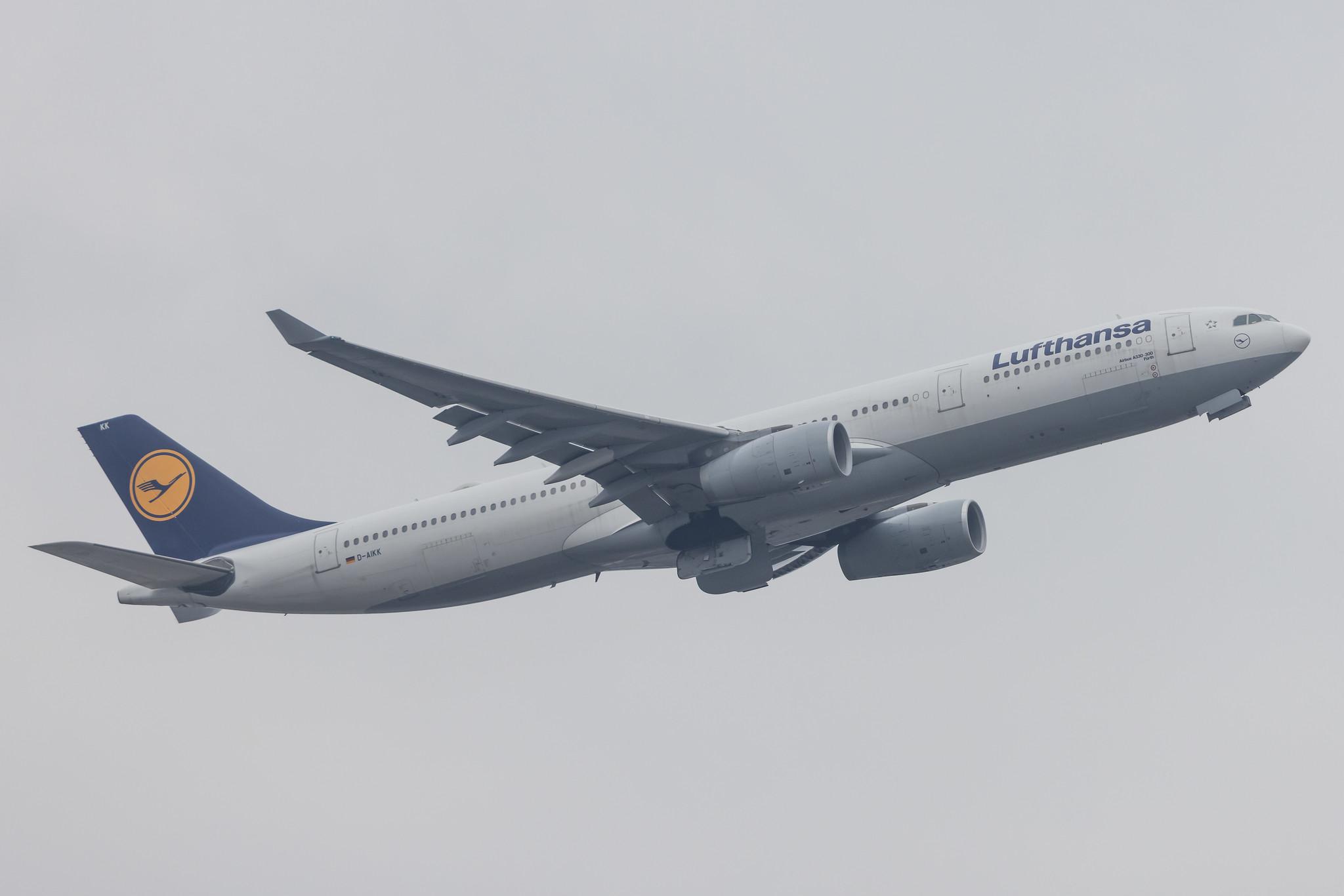 Frankfurt Airport: Lufthansa (LH / DLH) |  Airbus A330-343 A333 | D-AIKK | MSN 0896