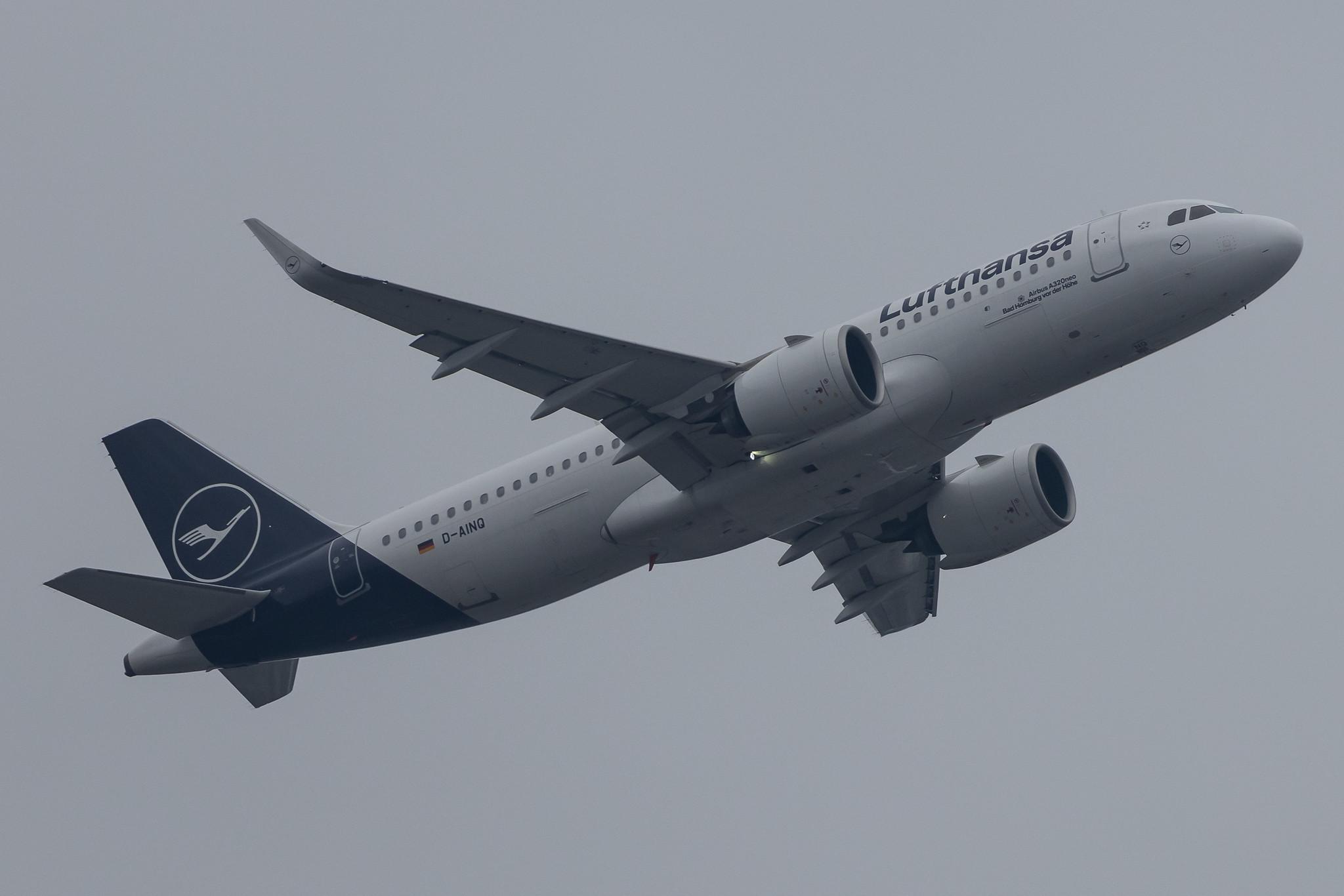 Frankfurt Airport: Lufthansa (LH / DLH) |  Airbus A320-214 A320 | D-AIUZ | MSN 7625