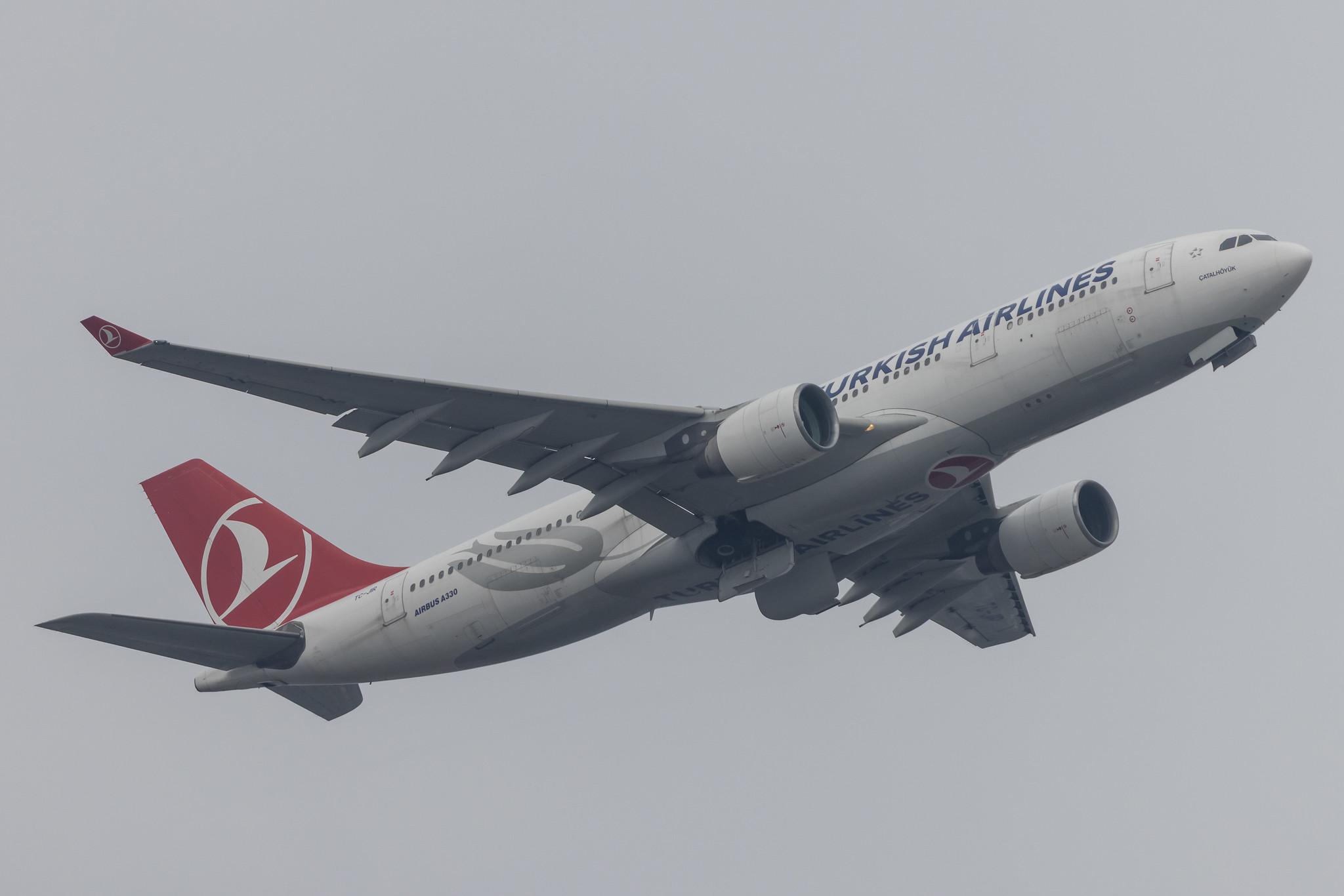 Frankfurt Airport: Turkish Airlines (TK / THY) |  Airbus A330-223 A332 | TC-JIR | MSN 0949