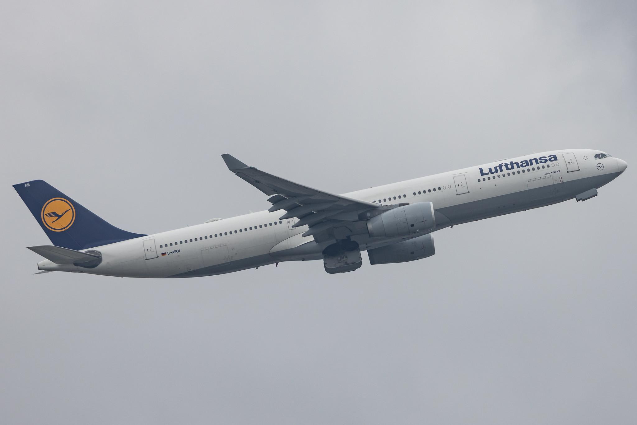 Frankfurt Airport: Lufthansa (LH / DLH) |  Airbus A330-343 A333 | D-AIKM | MSN 0913