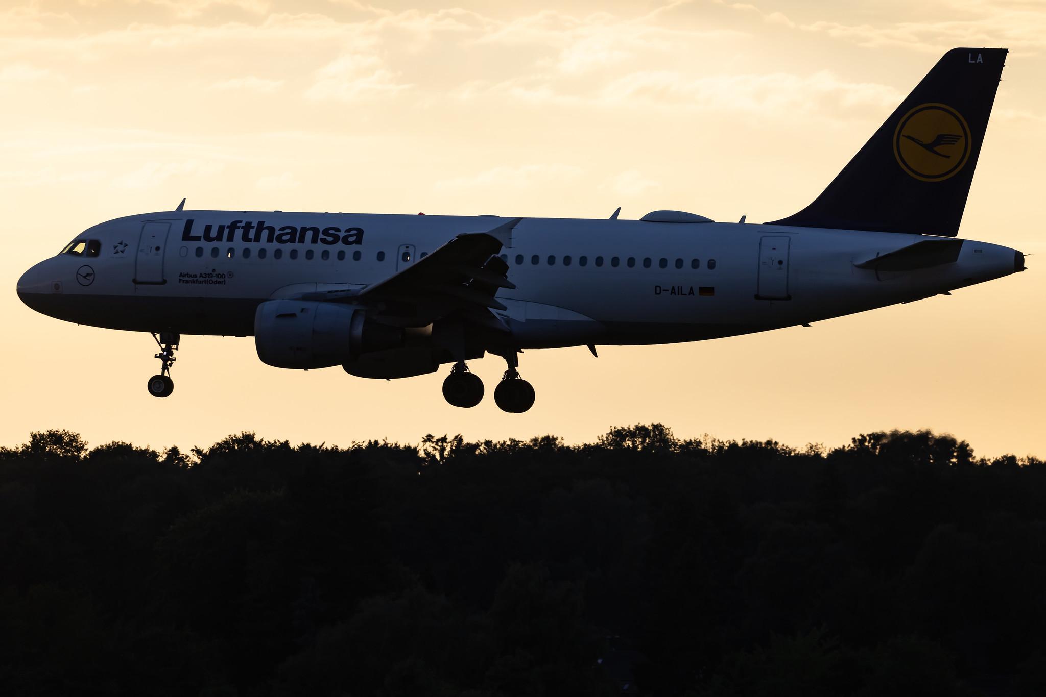 Hamburg Airport: Lufthansa (LH / DLH) | Airbus A319-114 A319 | D-AILA | MSN 0609